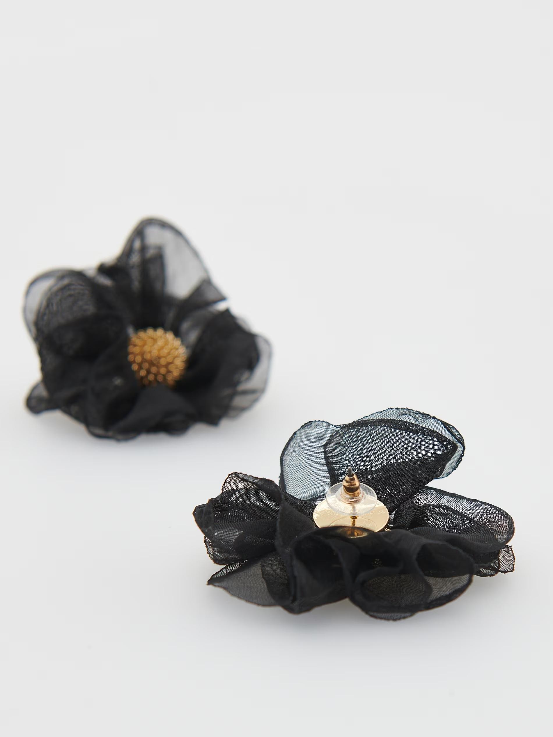 Black Flower-Shaped Earrings, , large image number 2