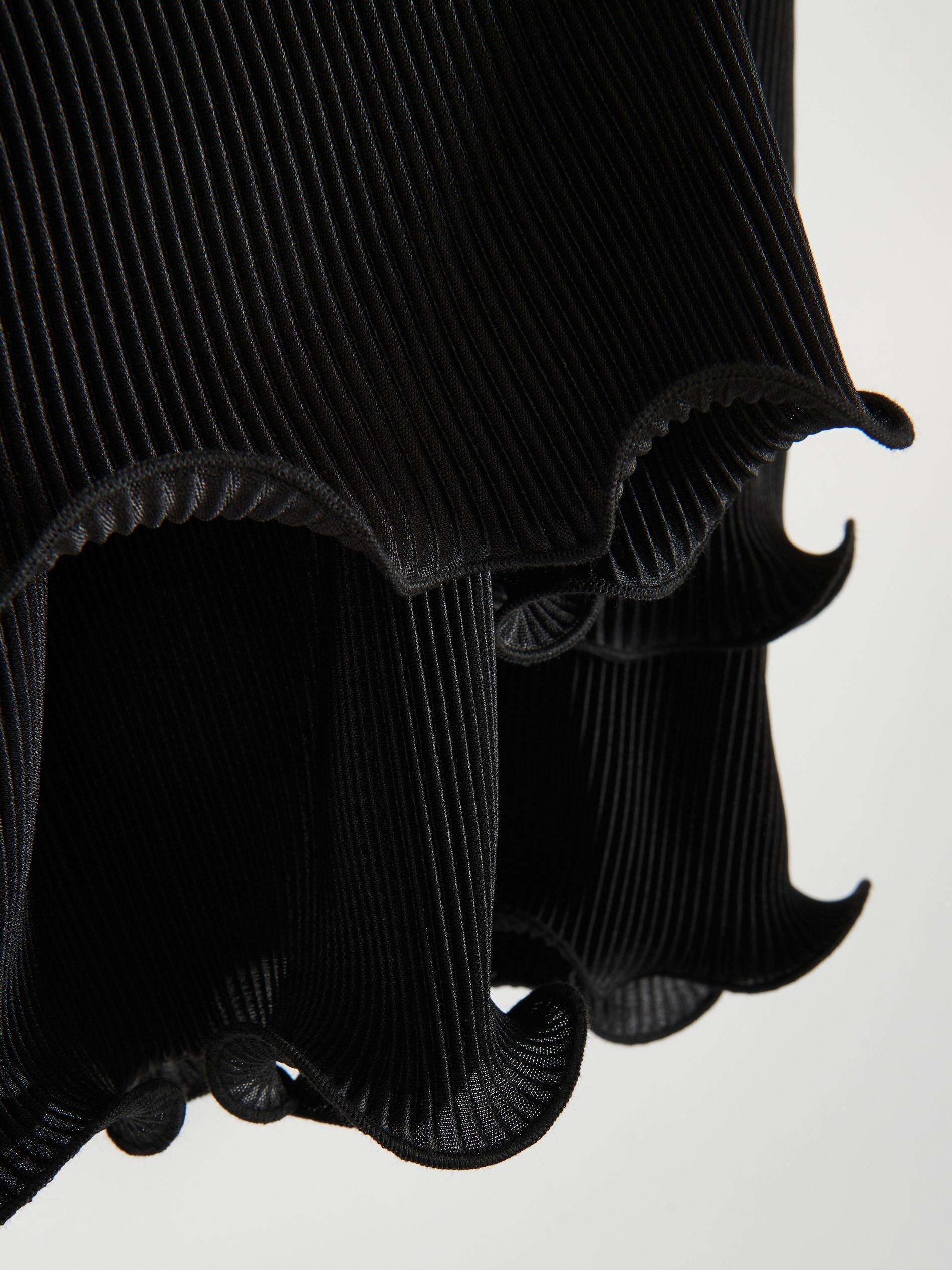 Black Pleated Crop Top, , large image number 5