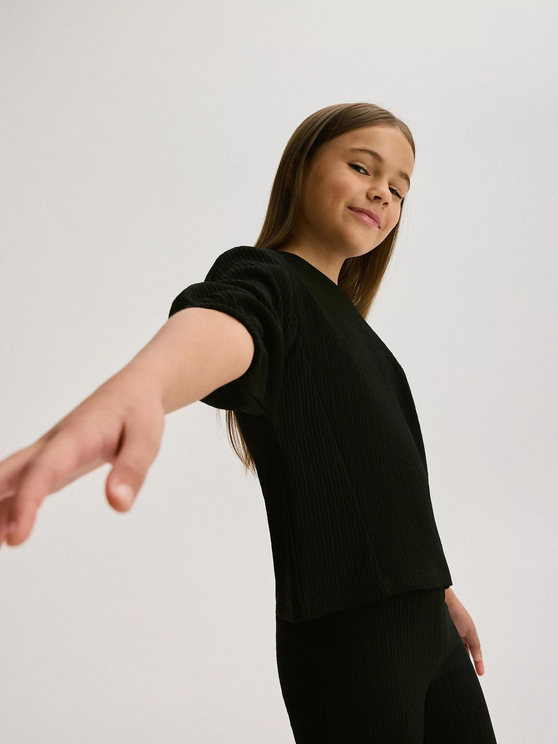 Black Top With Puff Sleeves, , large image number 3