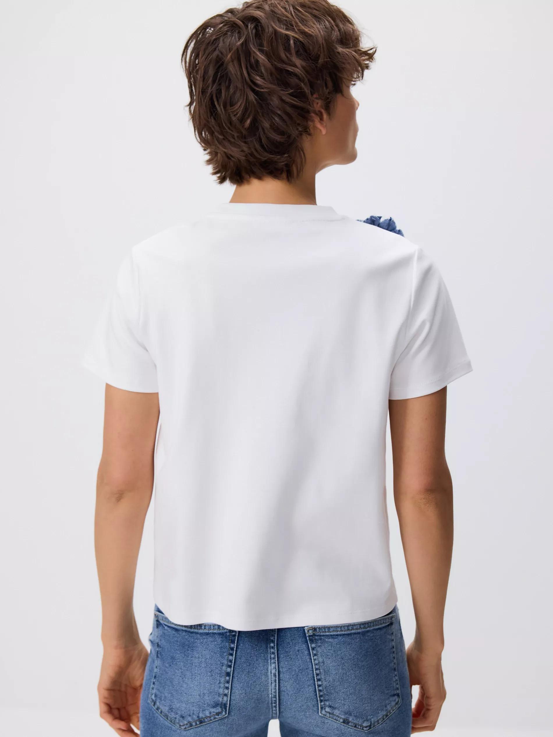 White T-Shirt With Flower Applique, , large image number 1