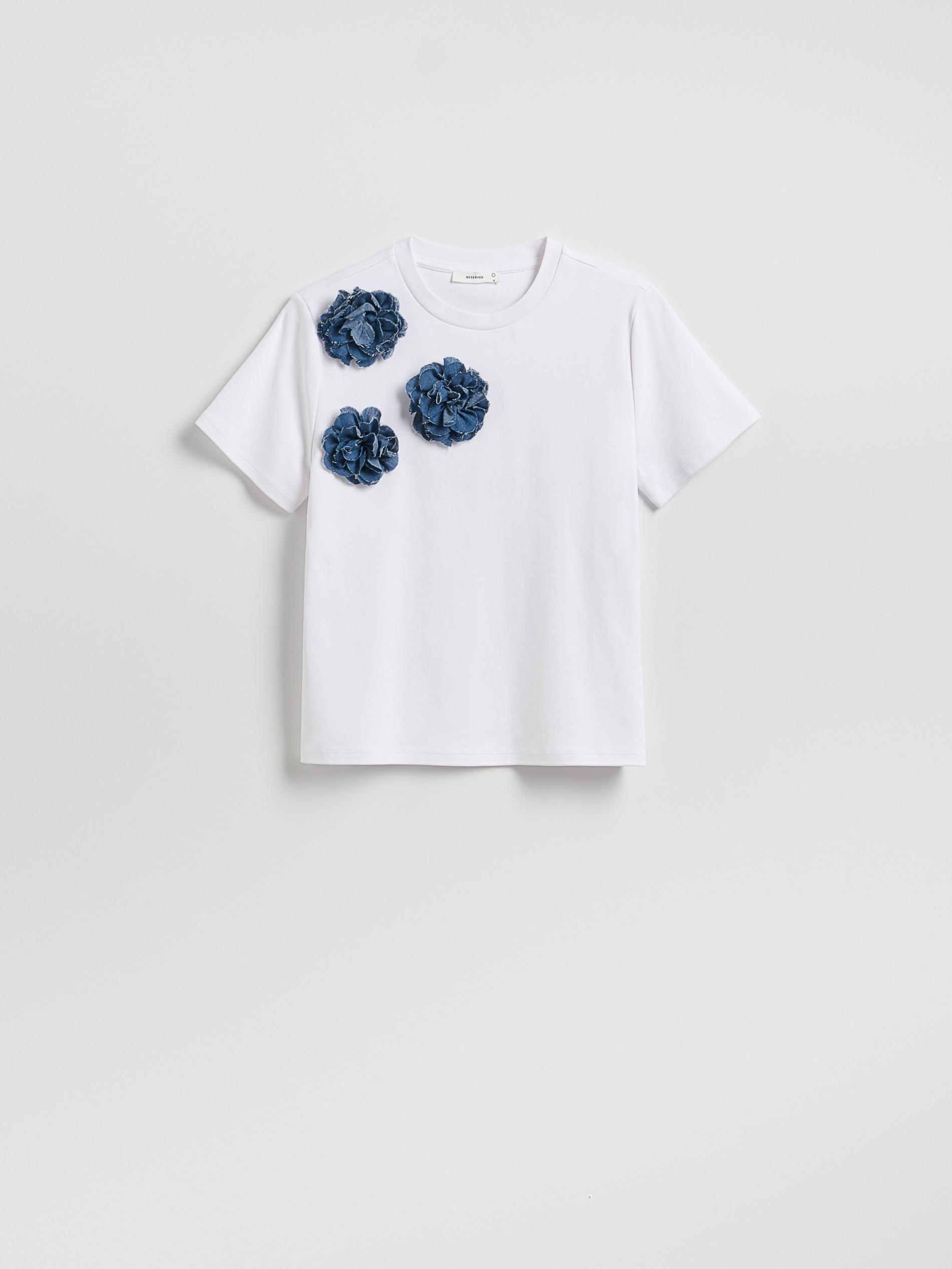 White T-Shirt With Flower Applique, , large image number 3