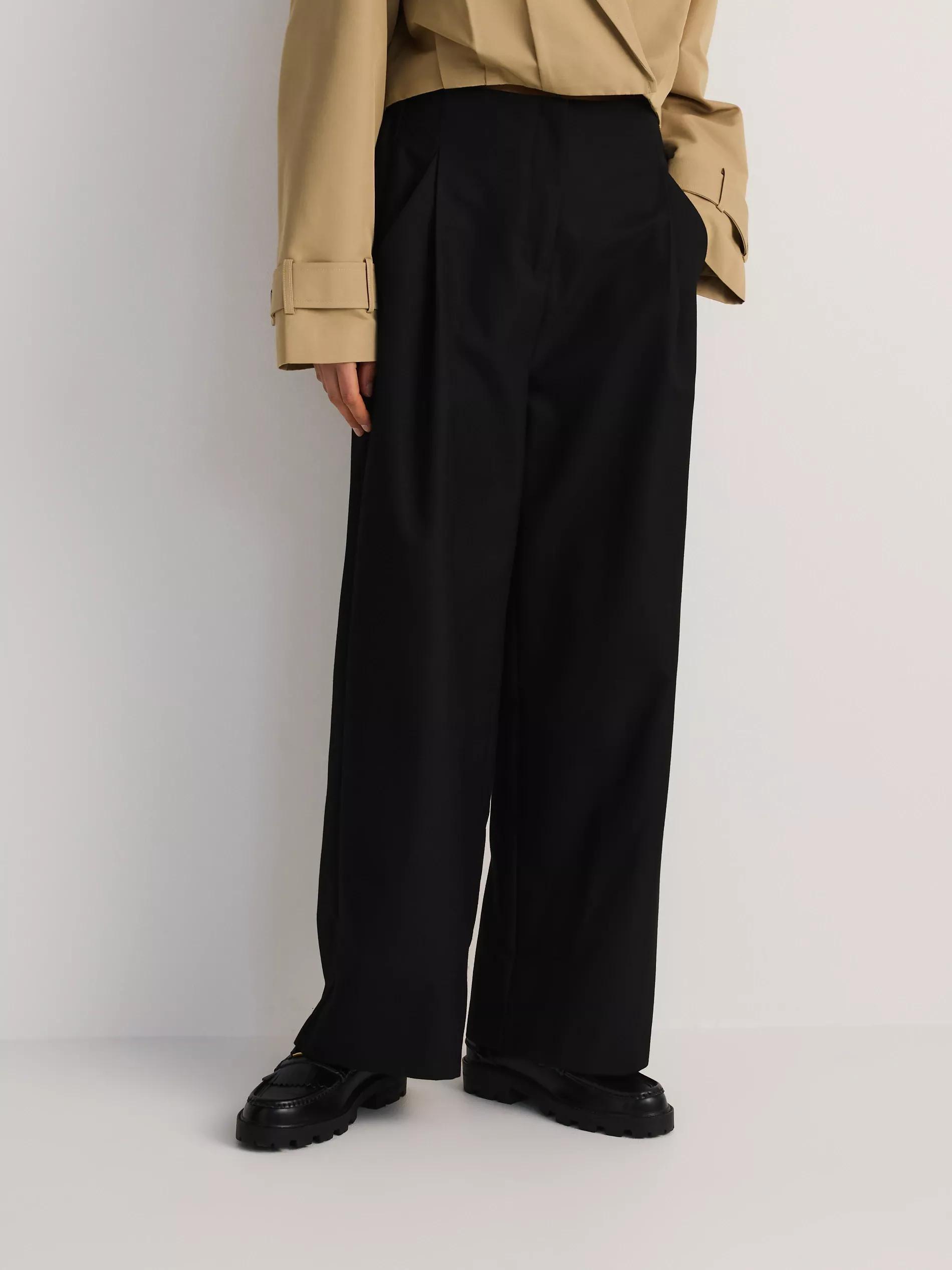Black Pleated Trousers, , large image number 4