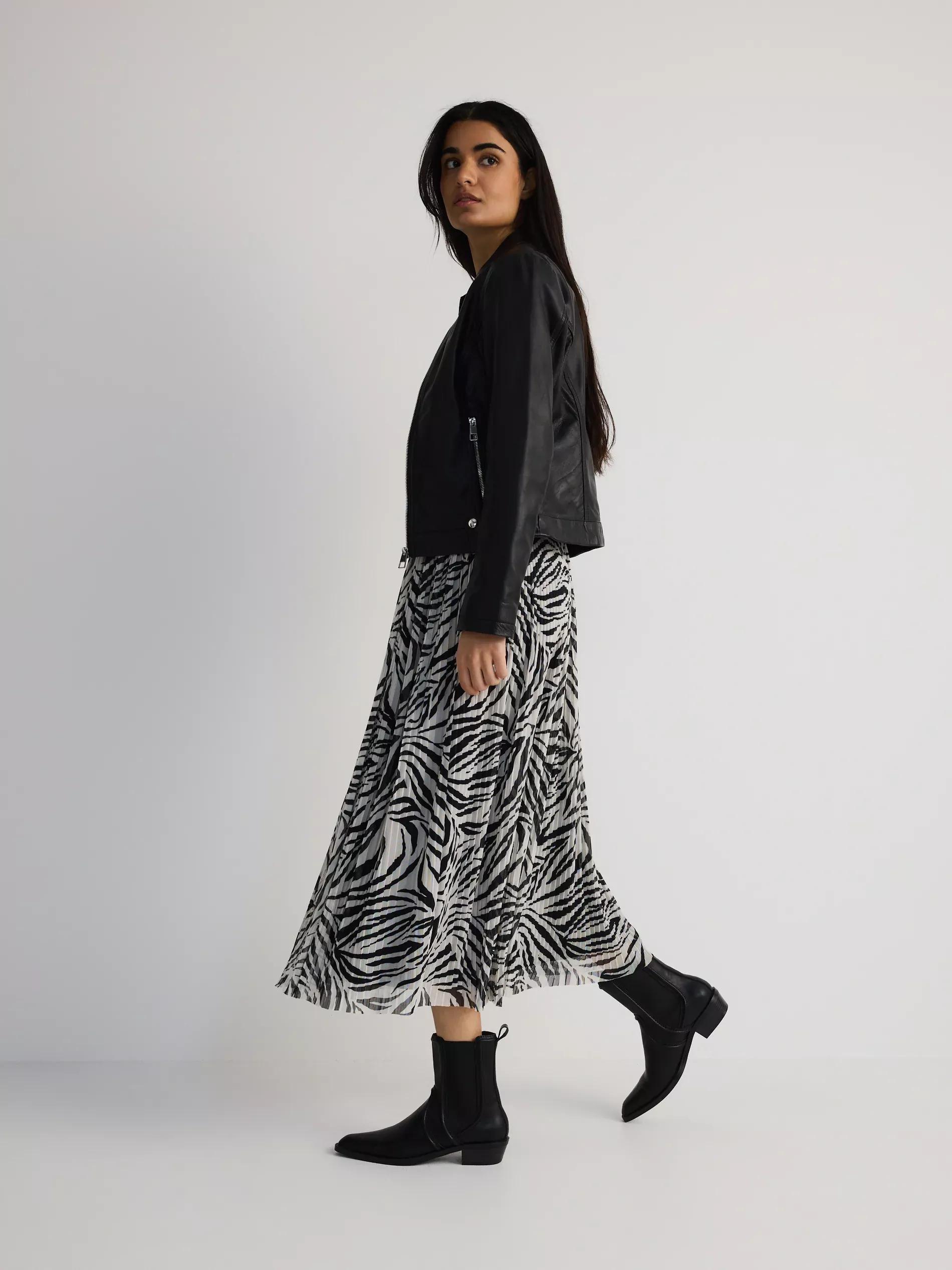 Multicolour Pleated Skirt With Belt, Ivory, medium