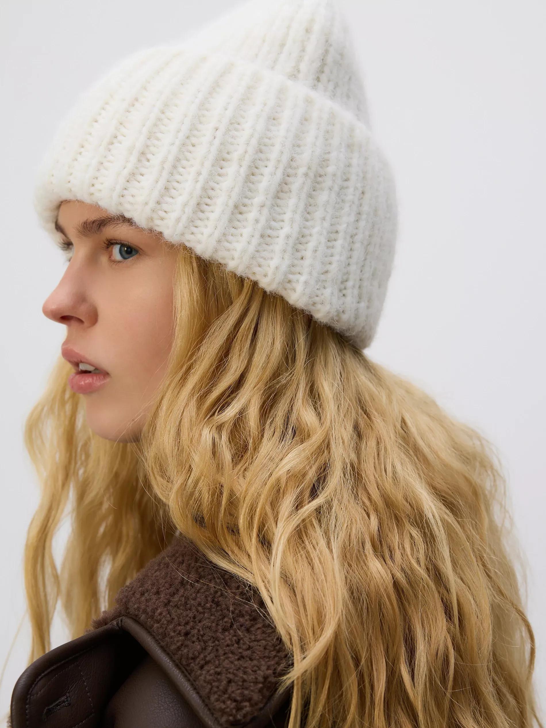 Cream Beanie, Ivory, large image number 0