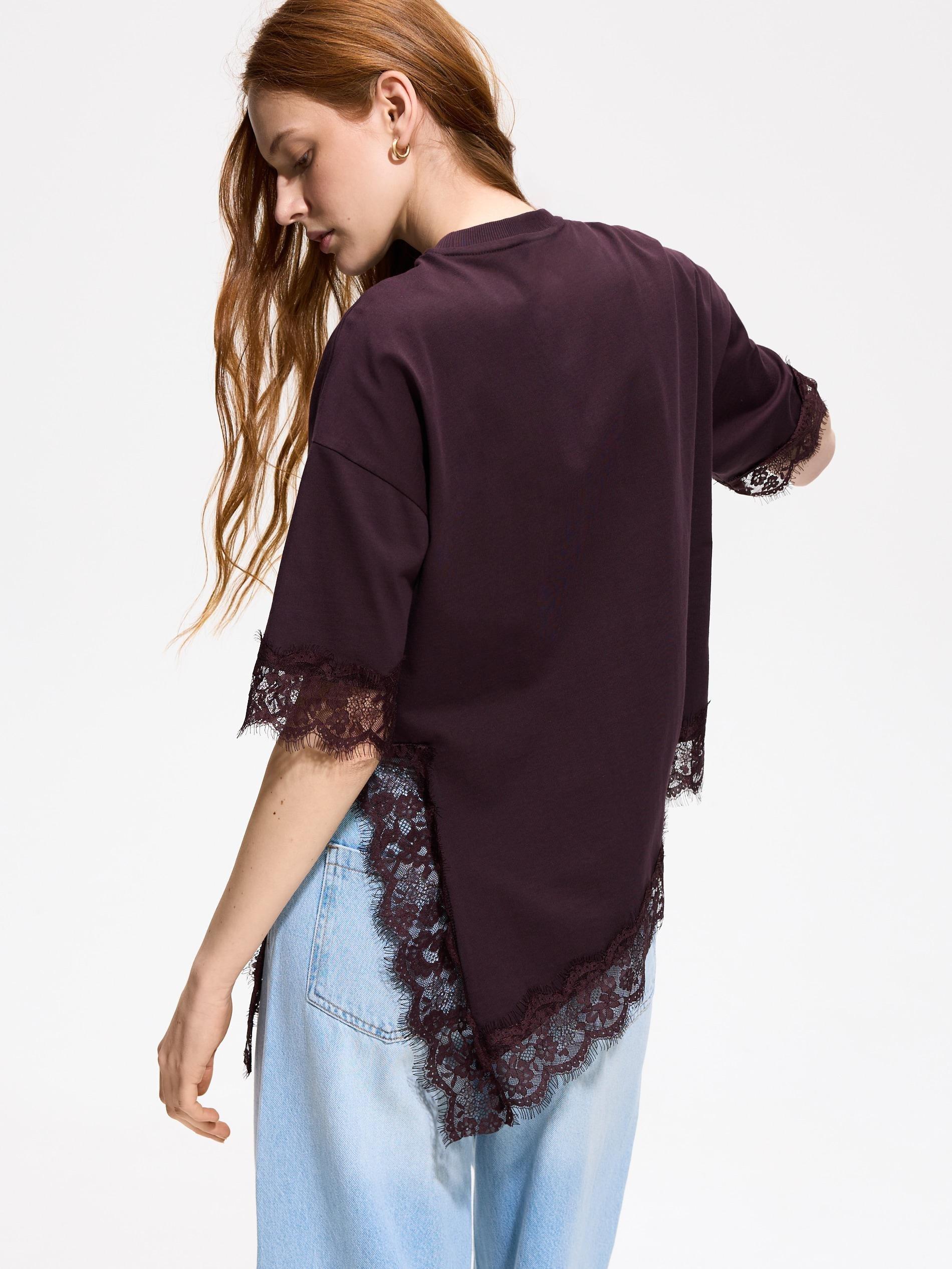 Maroon T-Shirt With Lace, Burgundy, medium