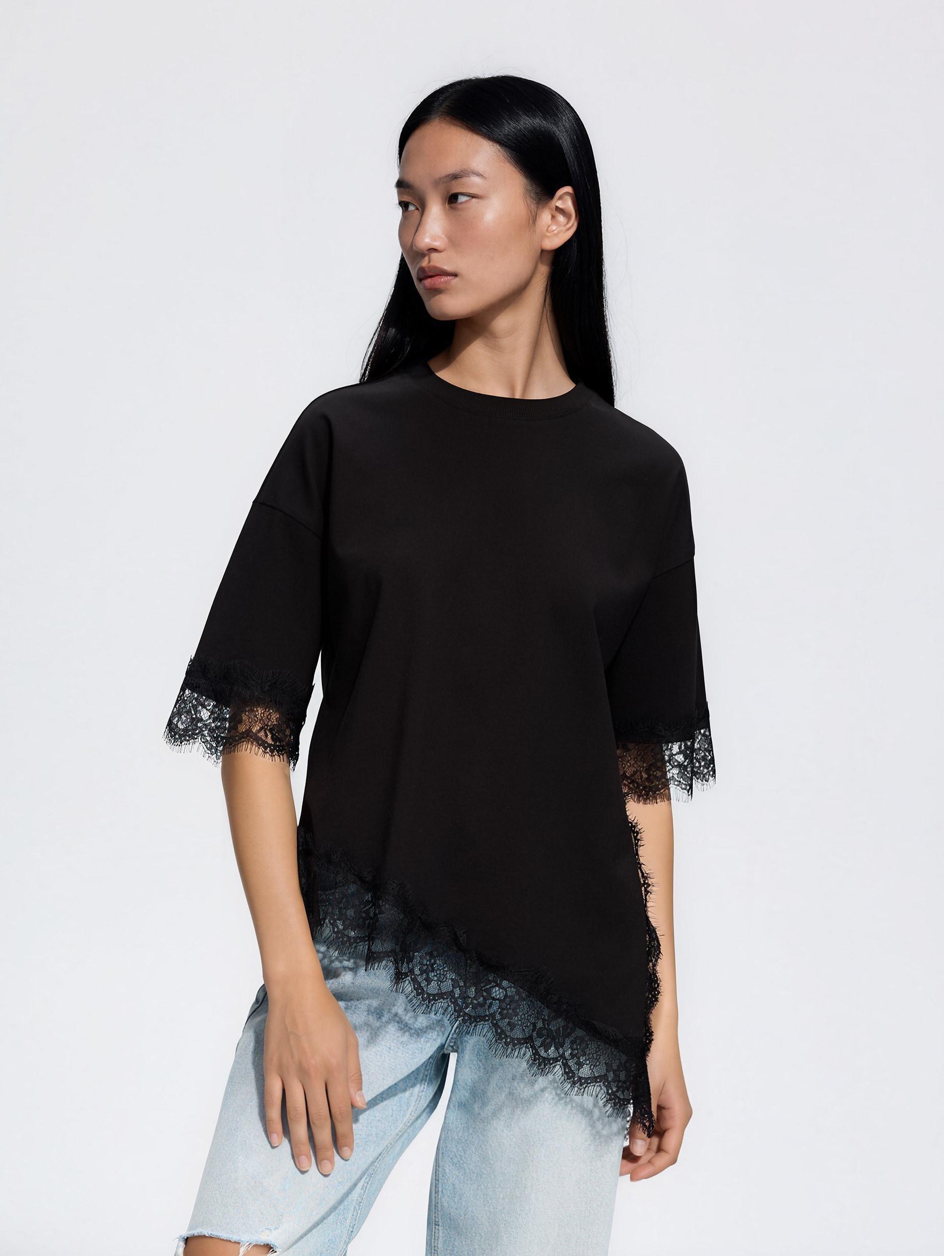 Black T-Shirt With Lace, Black, medium