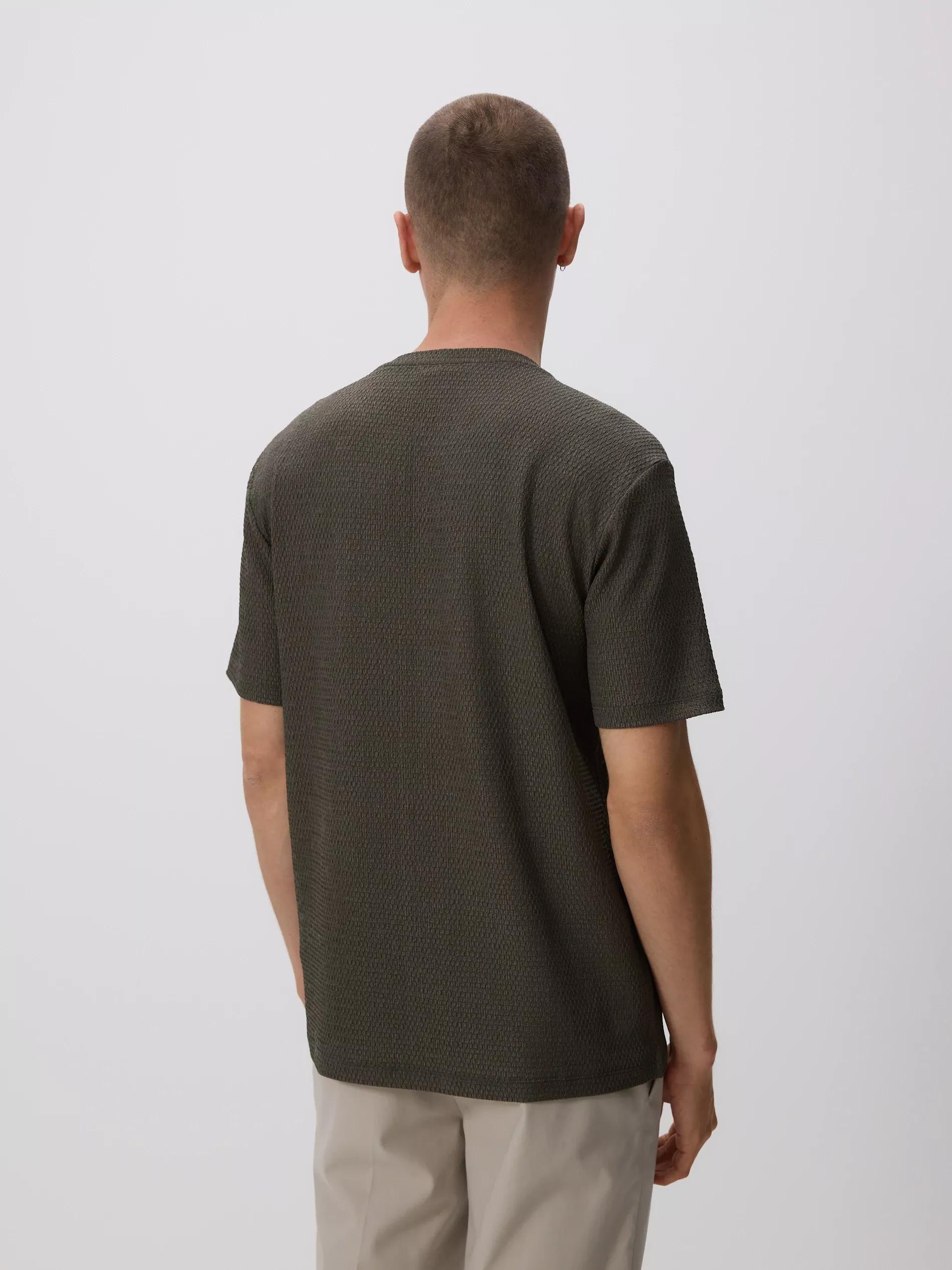 Green Regular-Fit Textured T-Shirt, Green, large image number 2