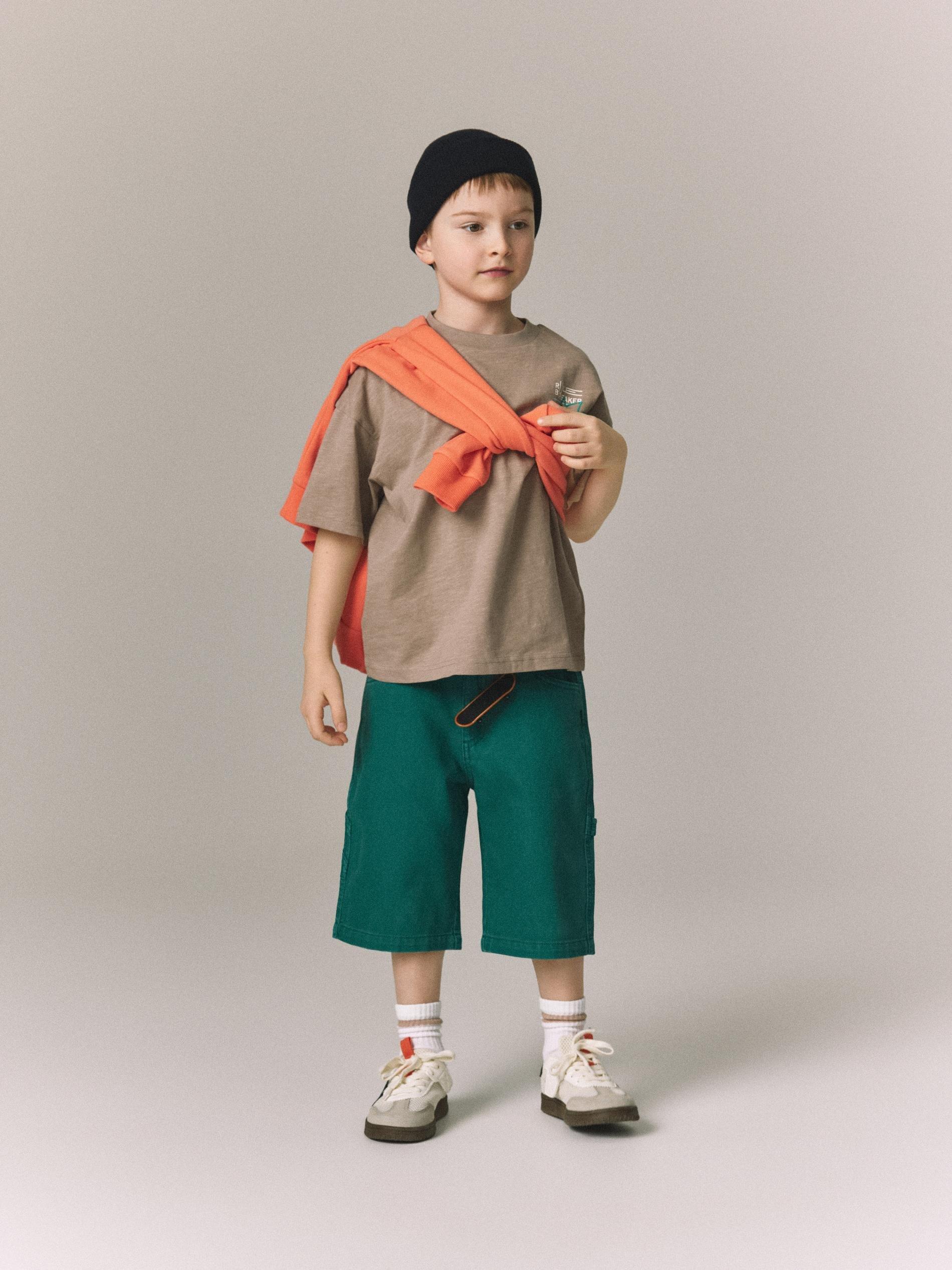 Green Shorts With Chain Detail, Turquoise, large image number 0