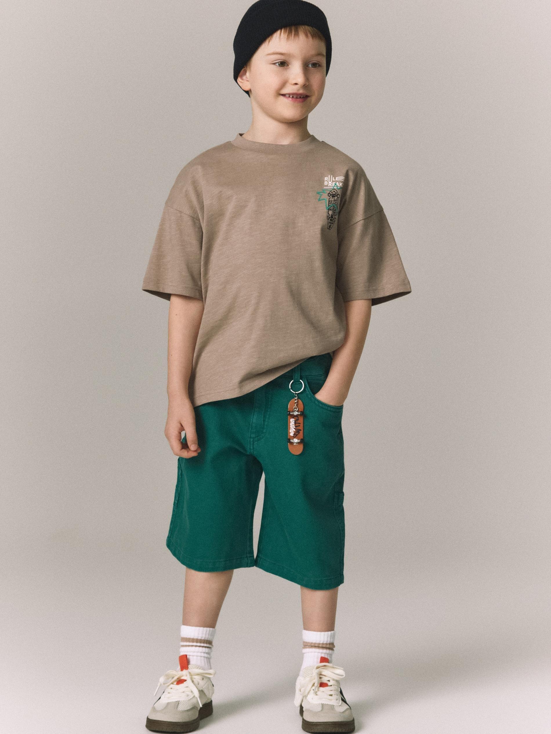 Green Shorts With Chain Detail, Turquoise, large image number 4