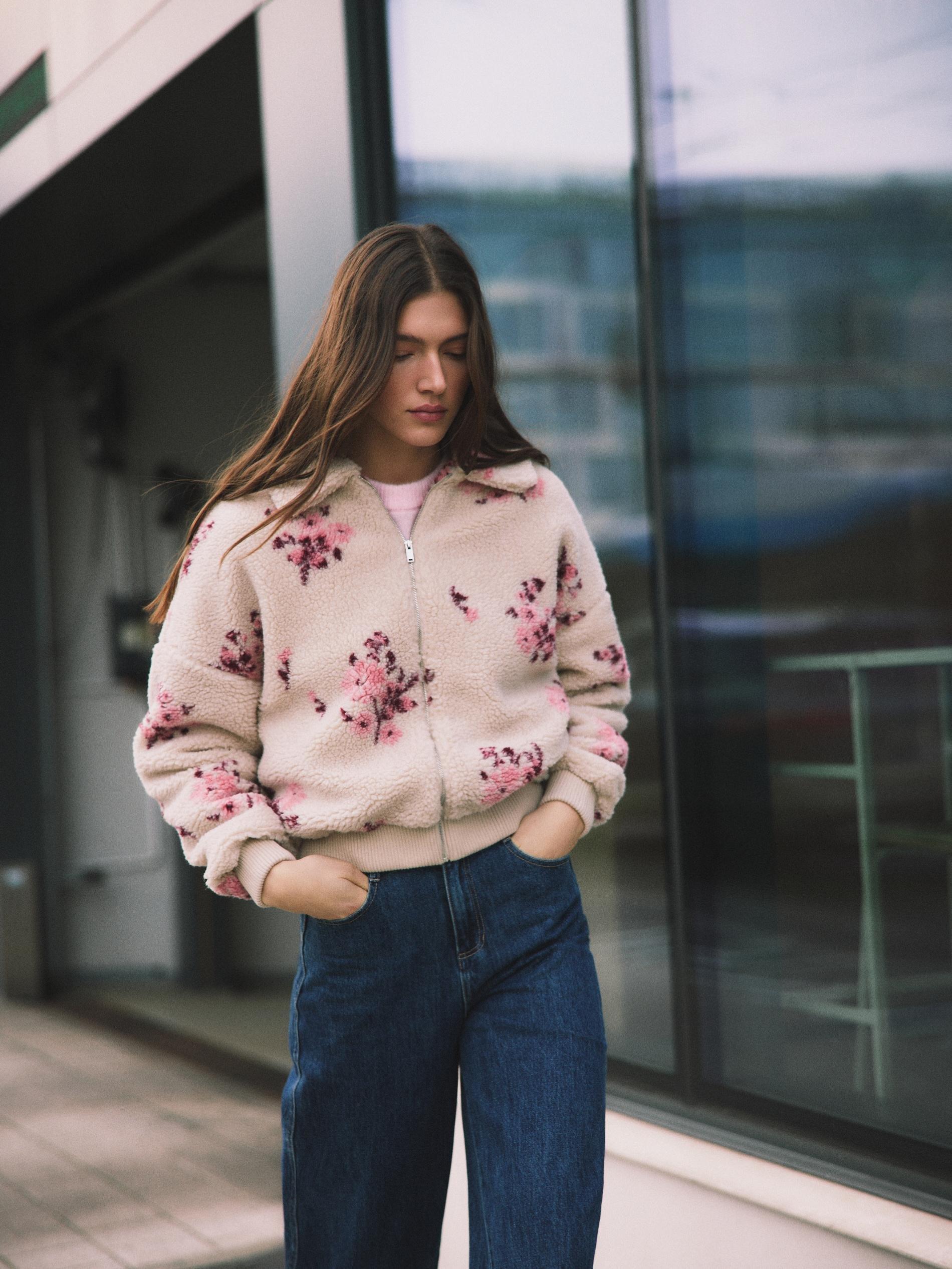 Beige Soft Sweatshirt With Collar, Ivory, large image number 6