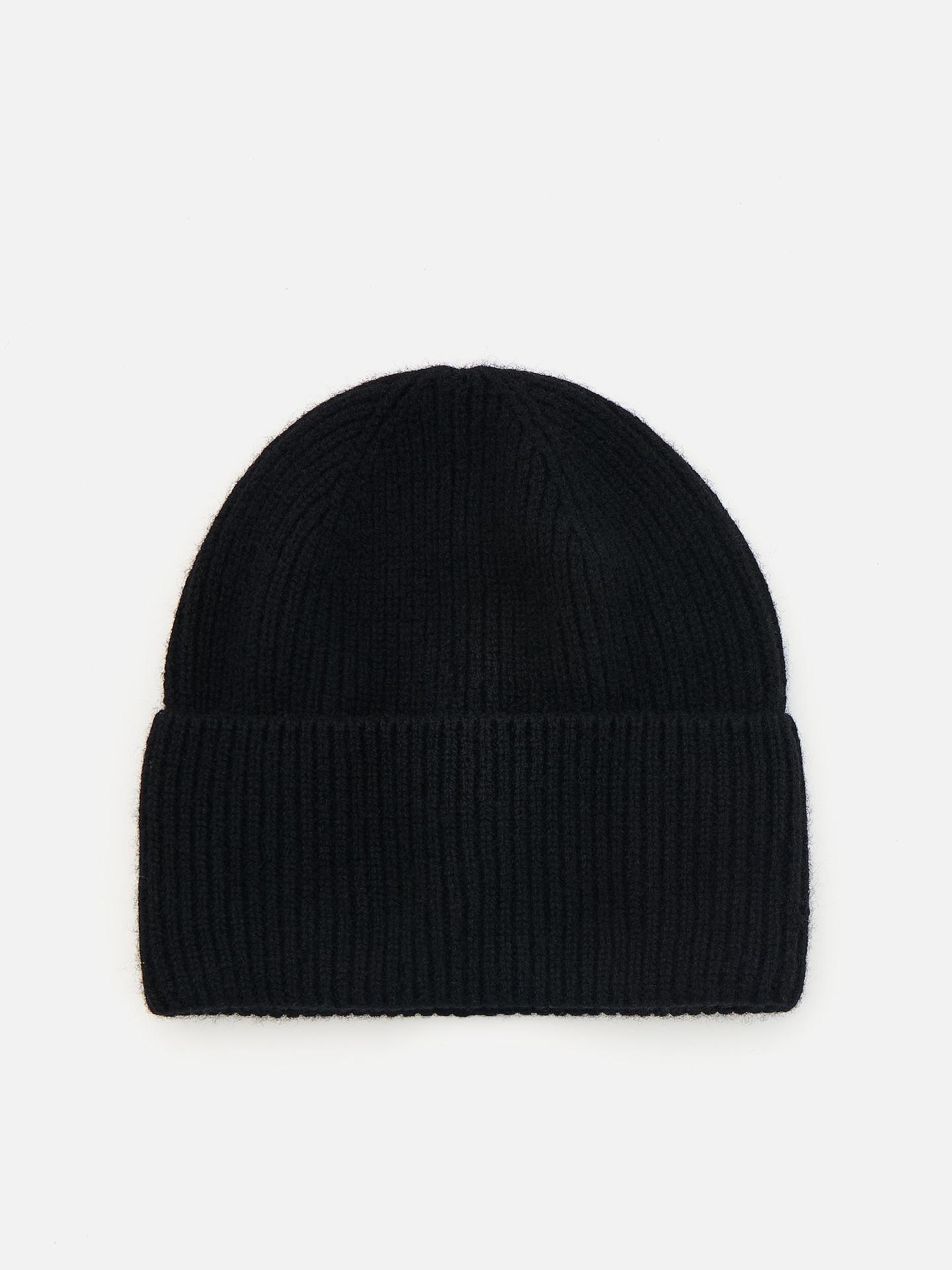 Black Cap, Black, large image number 0