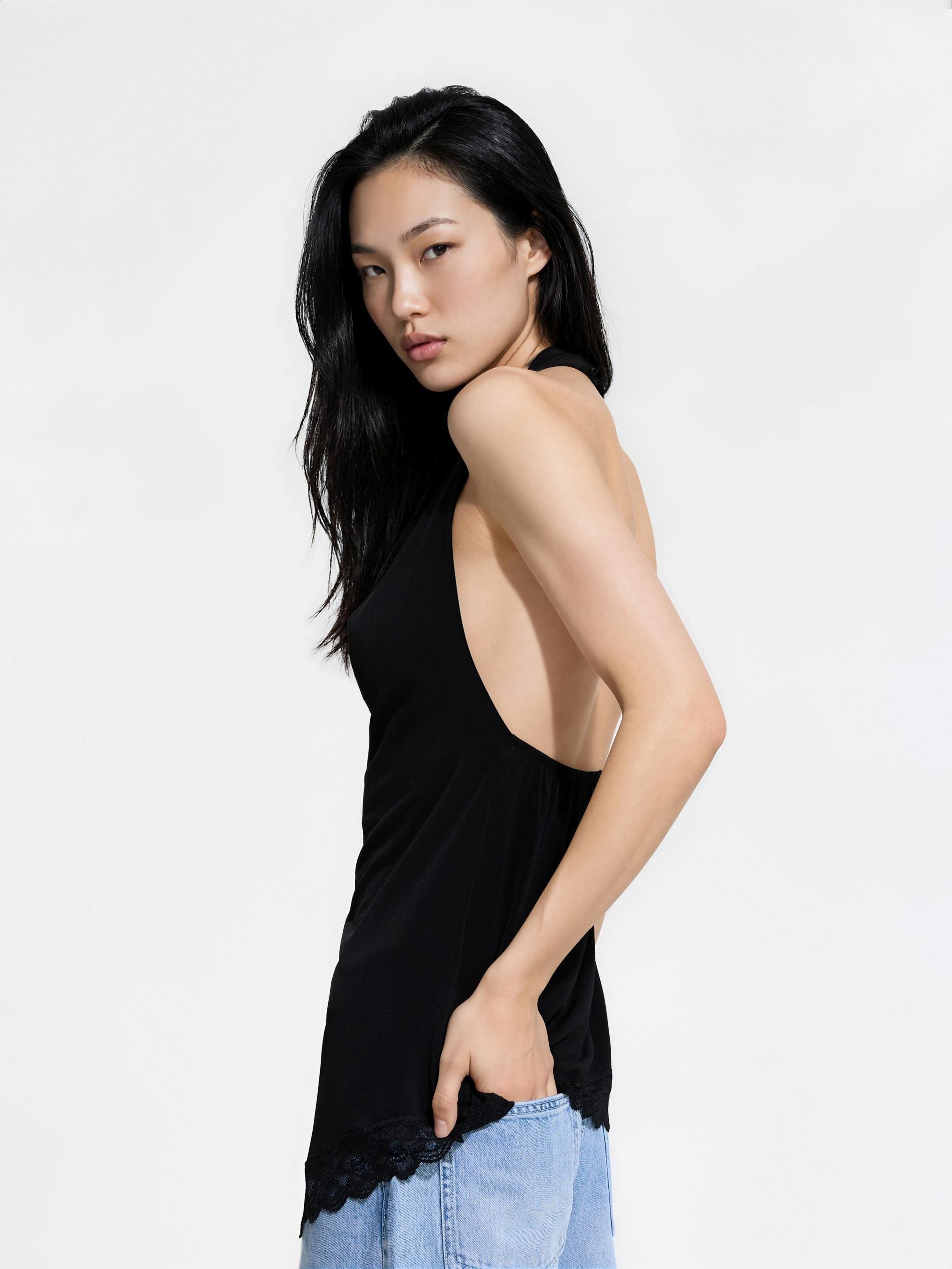 Black Top, Black, large image number 1