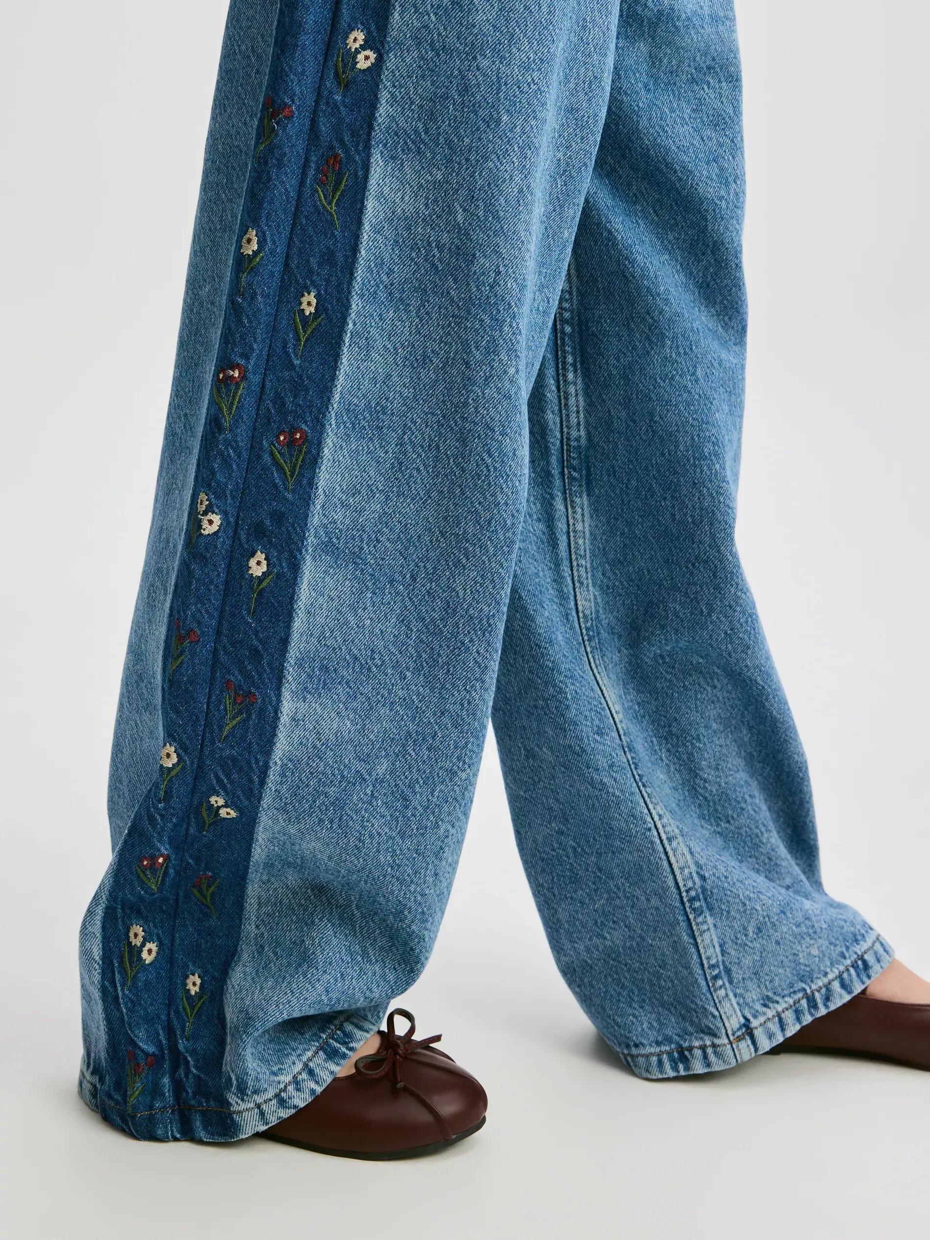 Blue Wide Leg Jeans With Embroidery Detailing, Blue, large image number 3