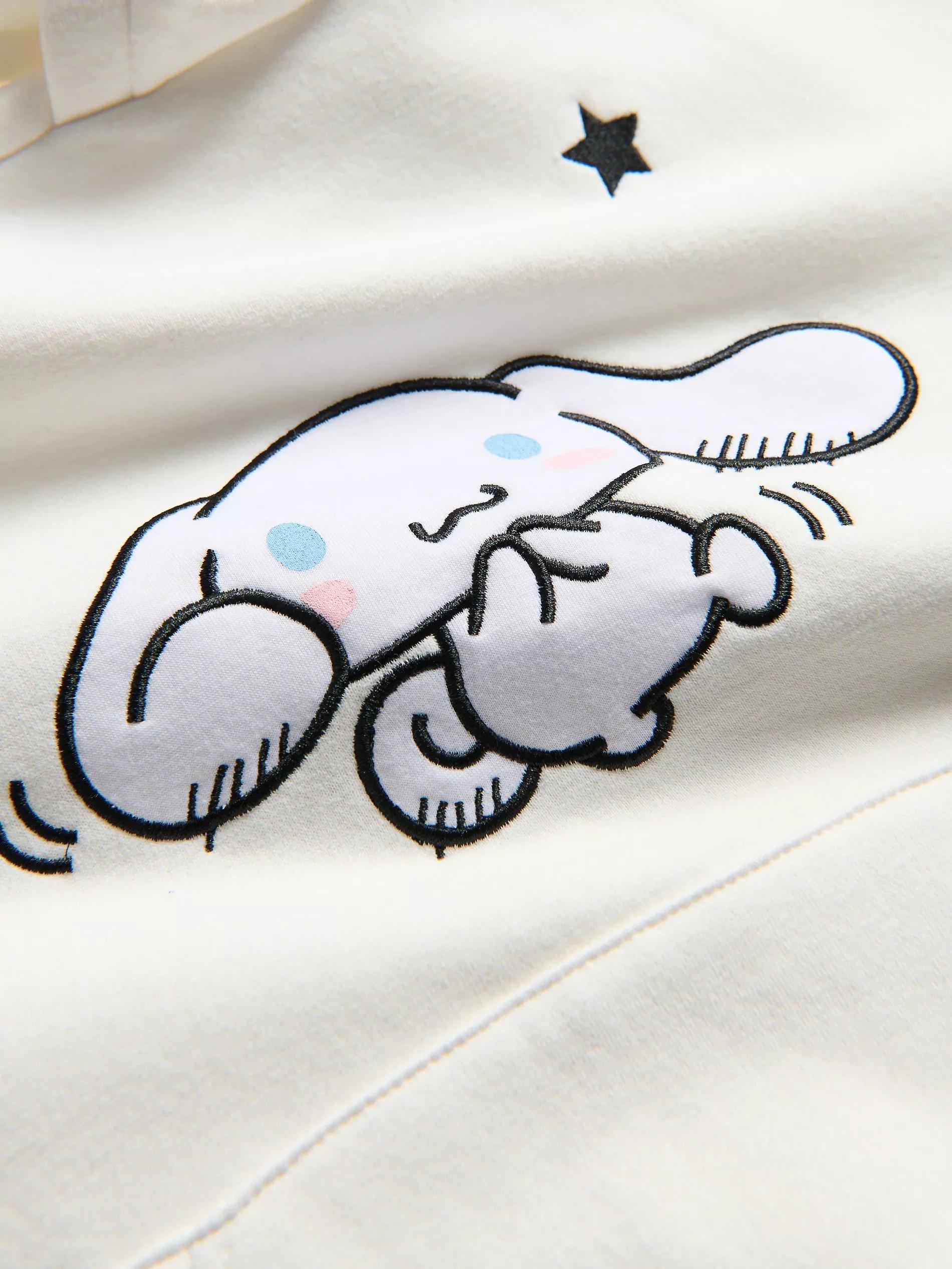 Cream Cinnamoroll Sweatshirt, Ivory, large image number 1