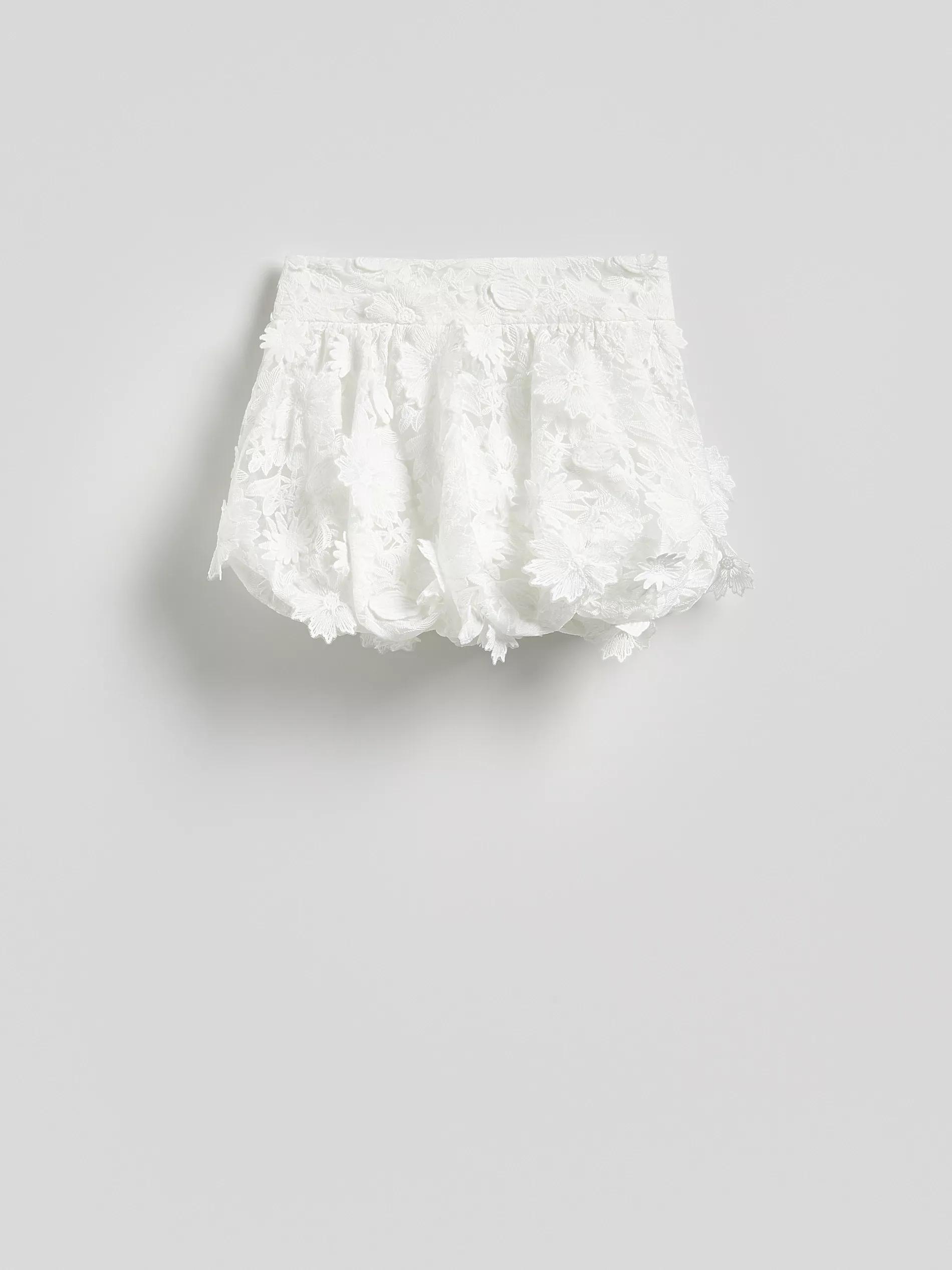 White 3D Floral Bubble Skirt, , large image number 4