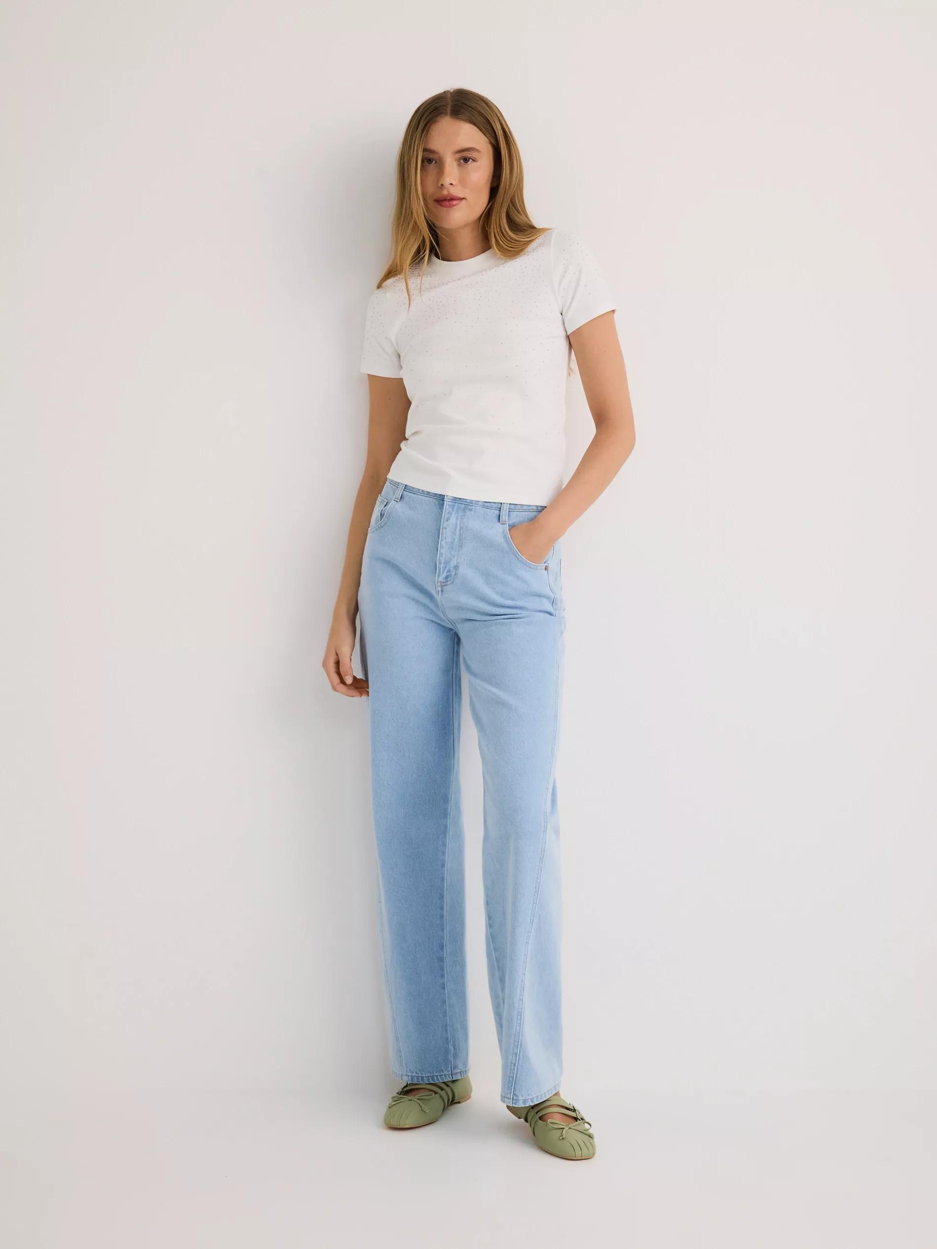 White T-Shirt, White, medium