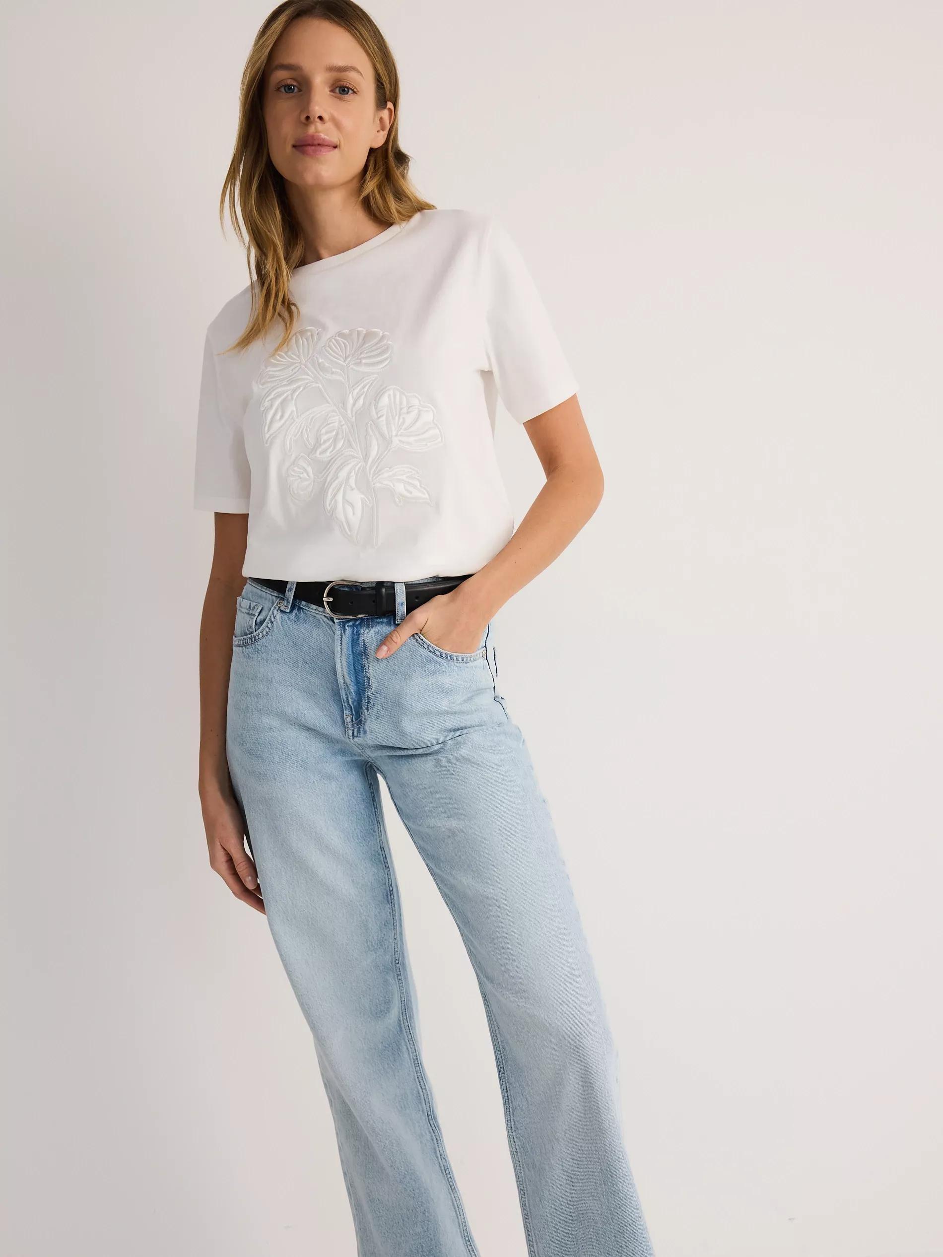 White Embossed Casual T-Shirt, , large image number 5