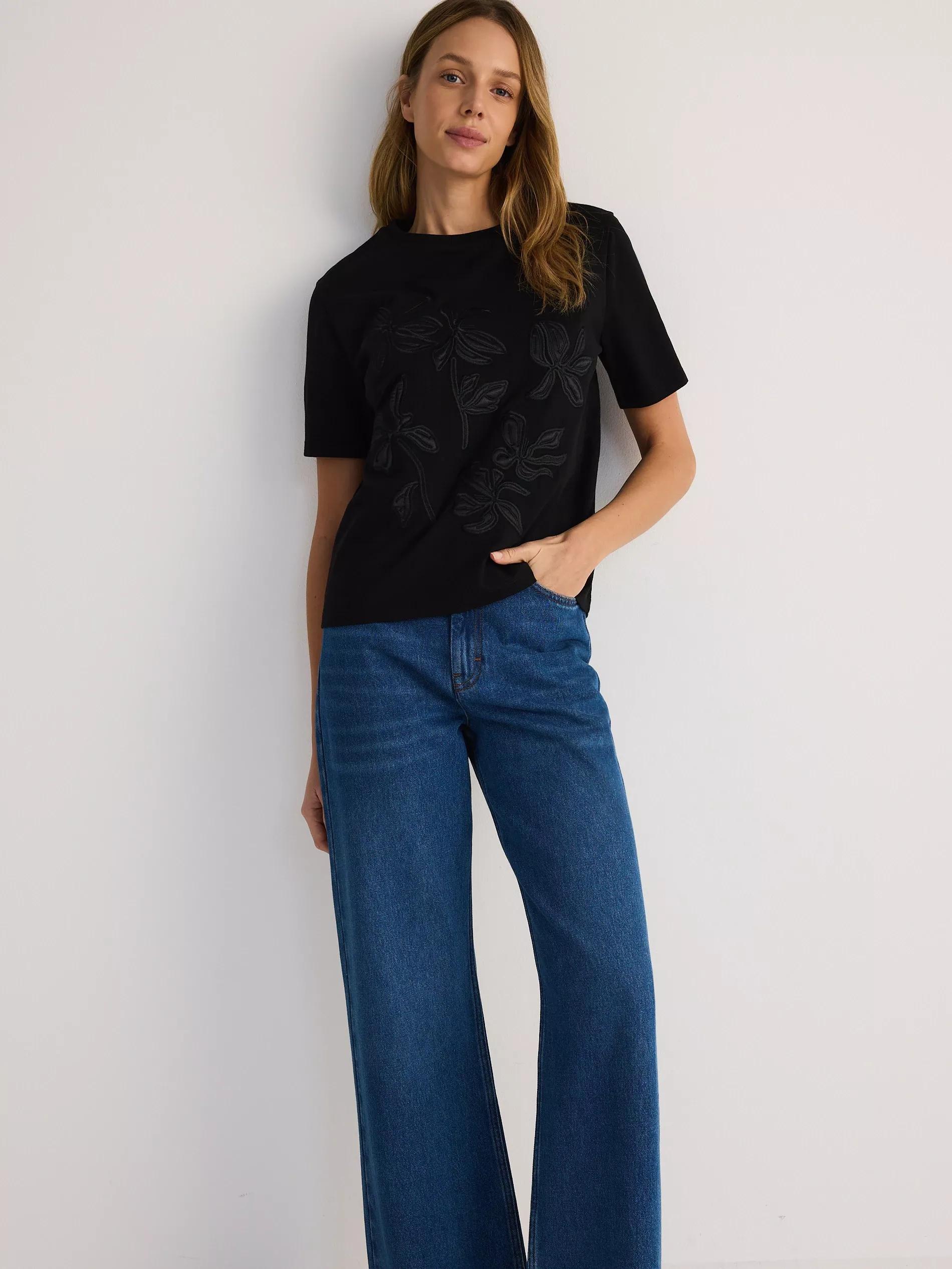 Black Embossed Casual T-Shirt, , large image number 3