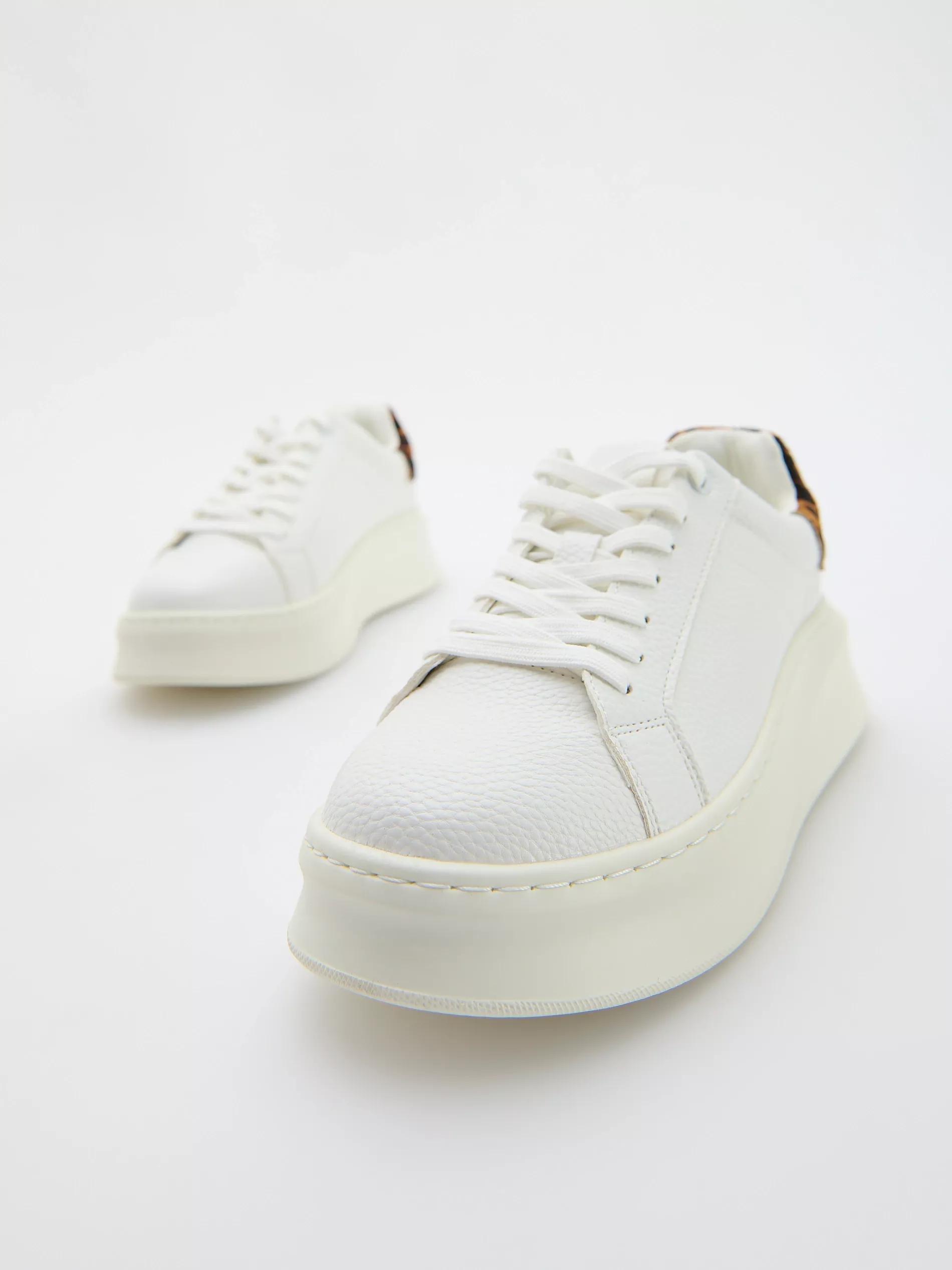 White Casual Sneakers, , large image number 4