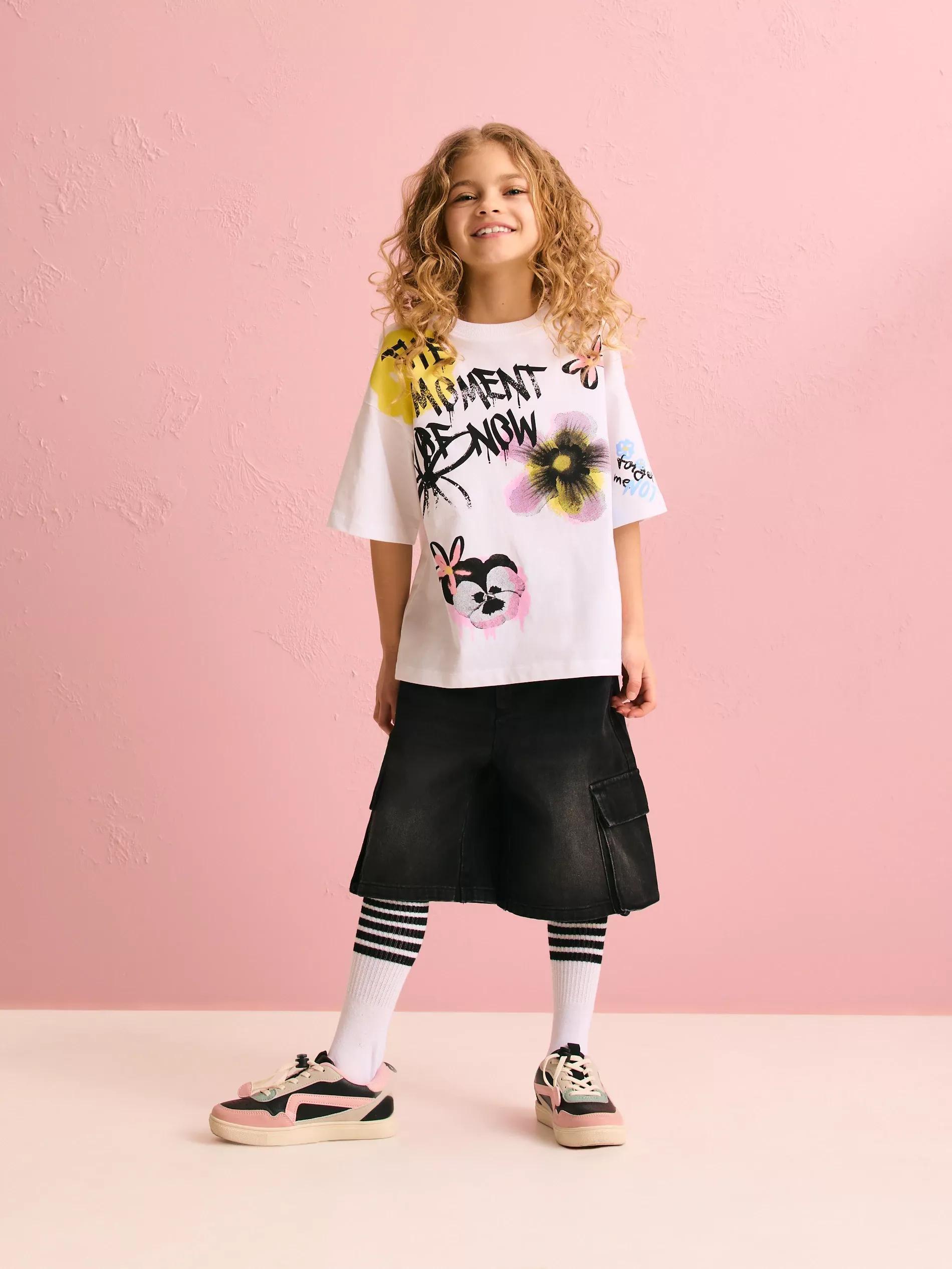 Cream T-Shirt With Print, , large image number 4