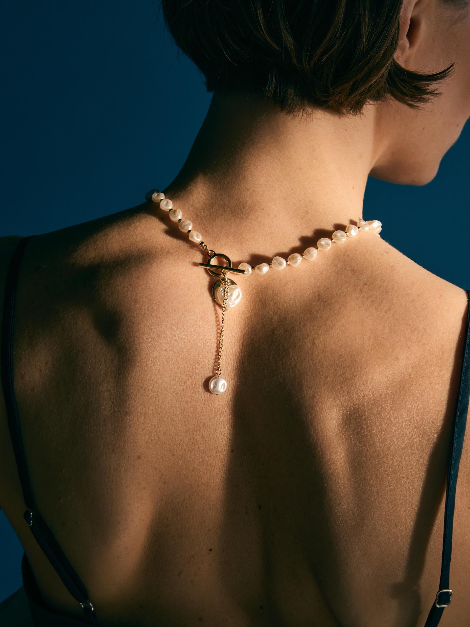 Cream Necklace With Pendant, Ivory, large image number 3