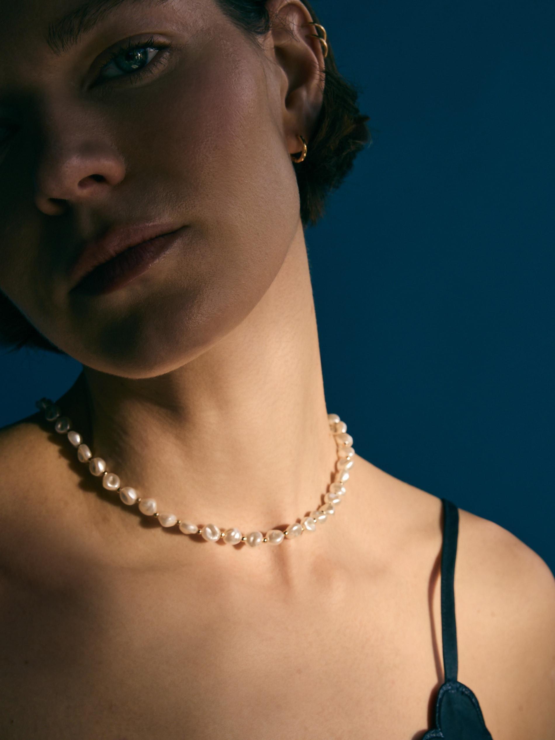 Cream Necklace With Pendant, Ivory, large image number 4