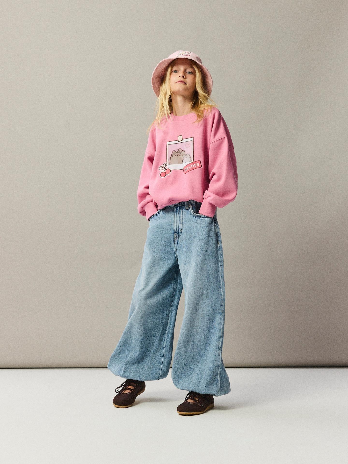 Purple Pusheen Sweatshirt With 3D Applique, Purple, medium