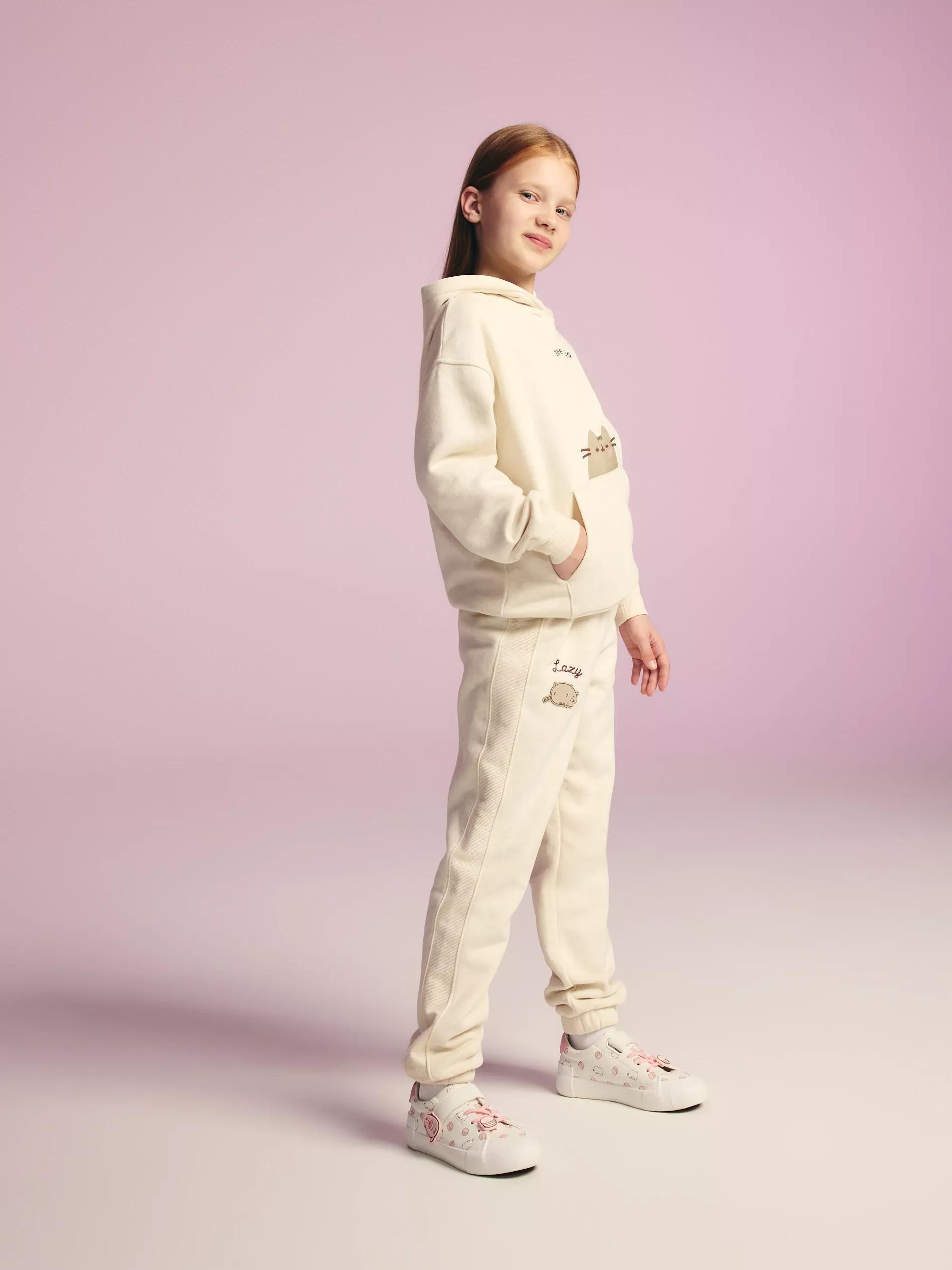 BEIGE Pusheen sweatpants, , large image number 1