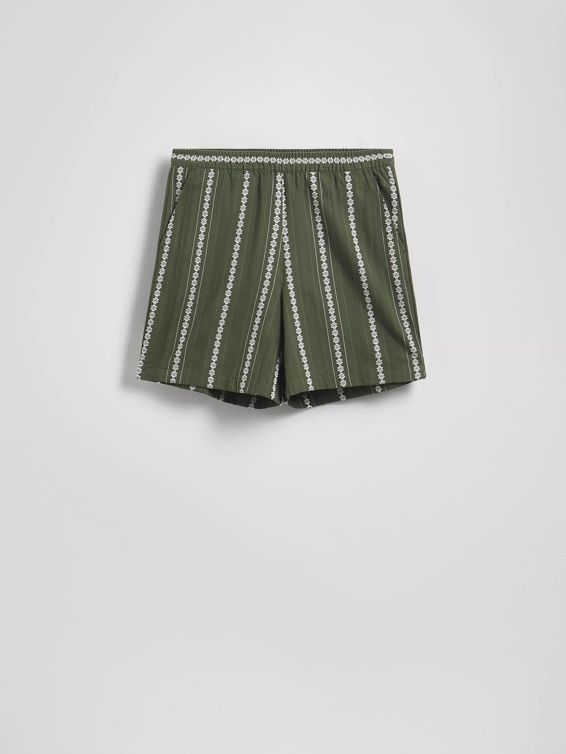 Green Structured Regular Fit Shorts, Khaki, large image number 5