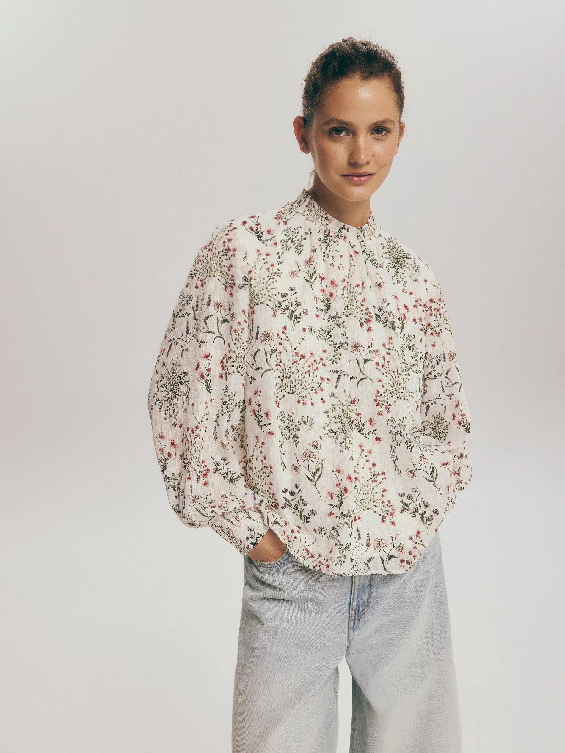 Beige Floral Blouse, , large image number 2