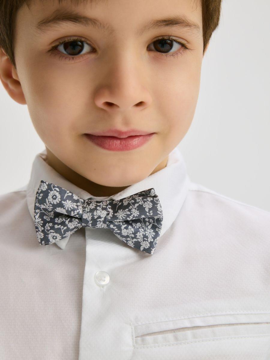 White Elegant Shirt With Bow Tie, White, medium