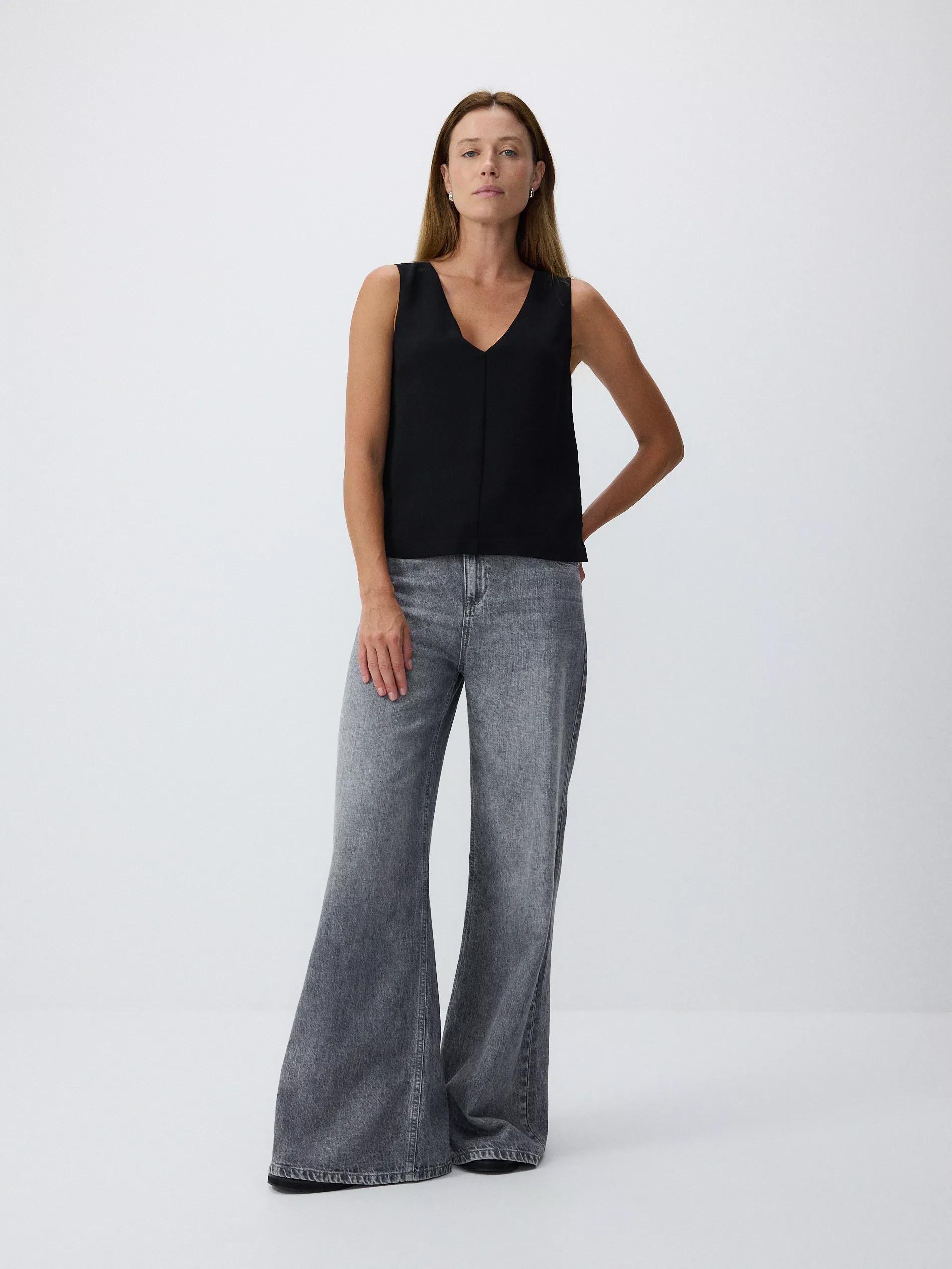 Black Vest-Cut Top, , large image number 0