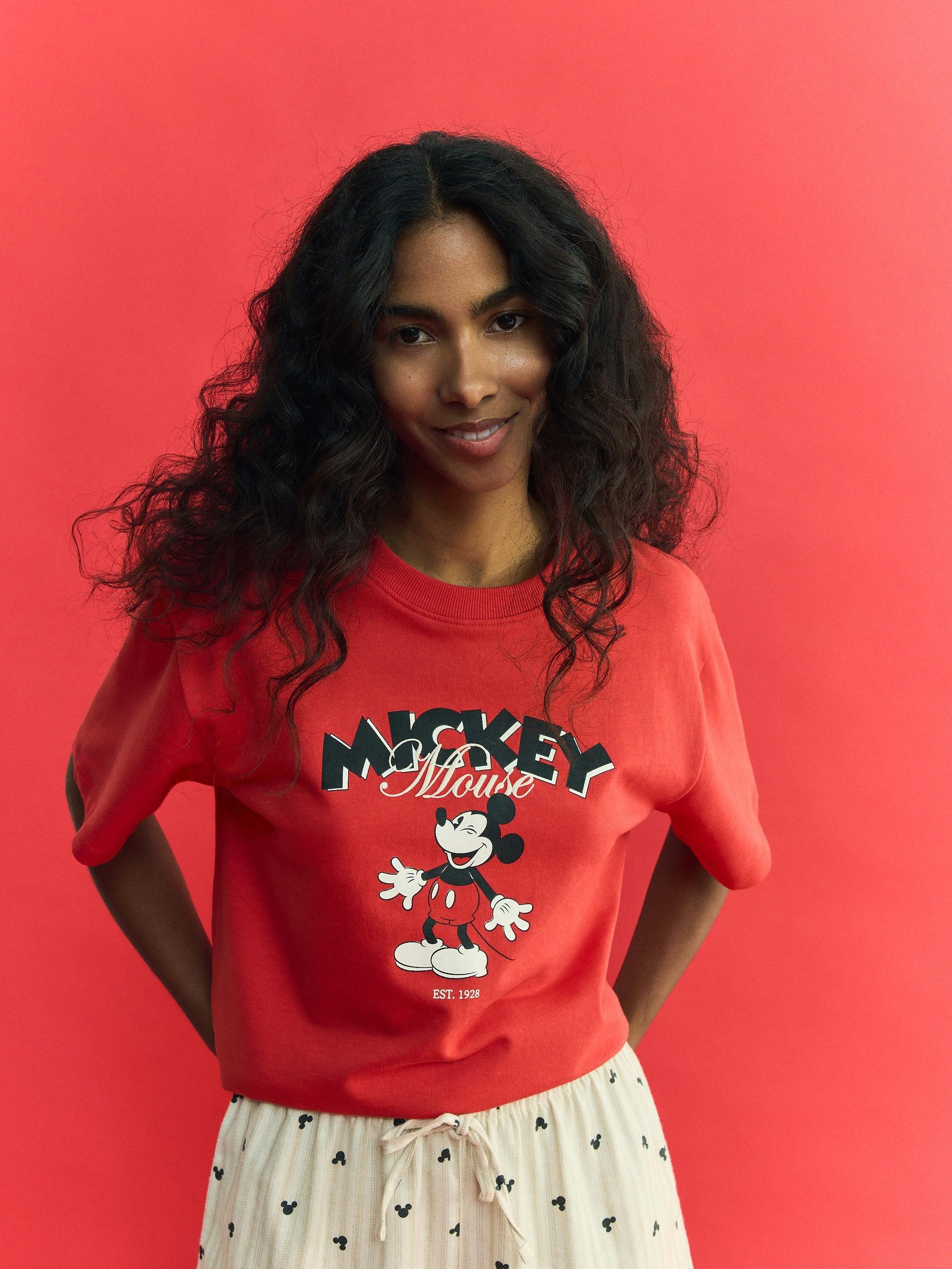 Red Pyjama, Red, large image number 0