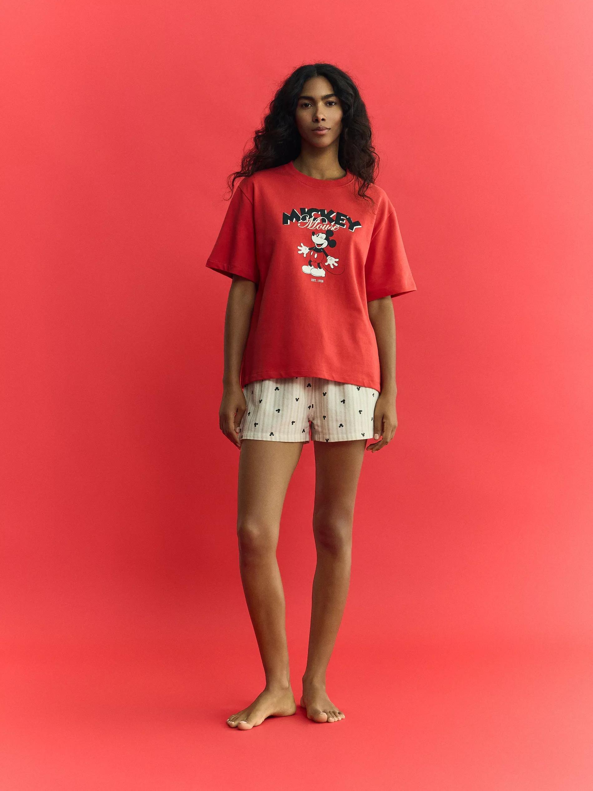 Red Pyjama, Red, medium