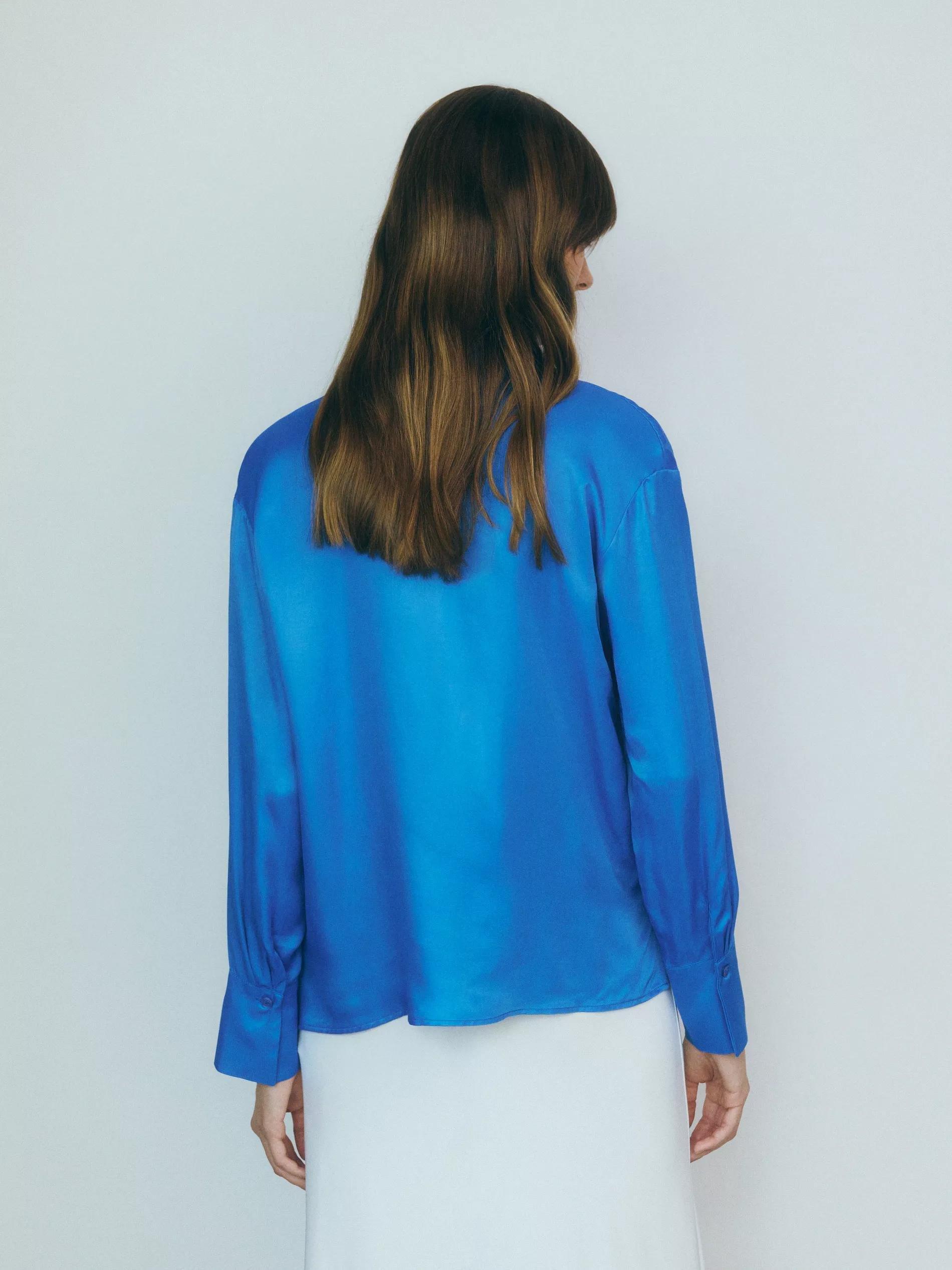 Blue V-Neck Shirt, , large image number 8