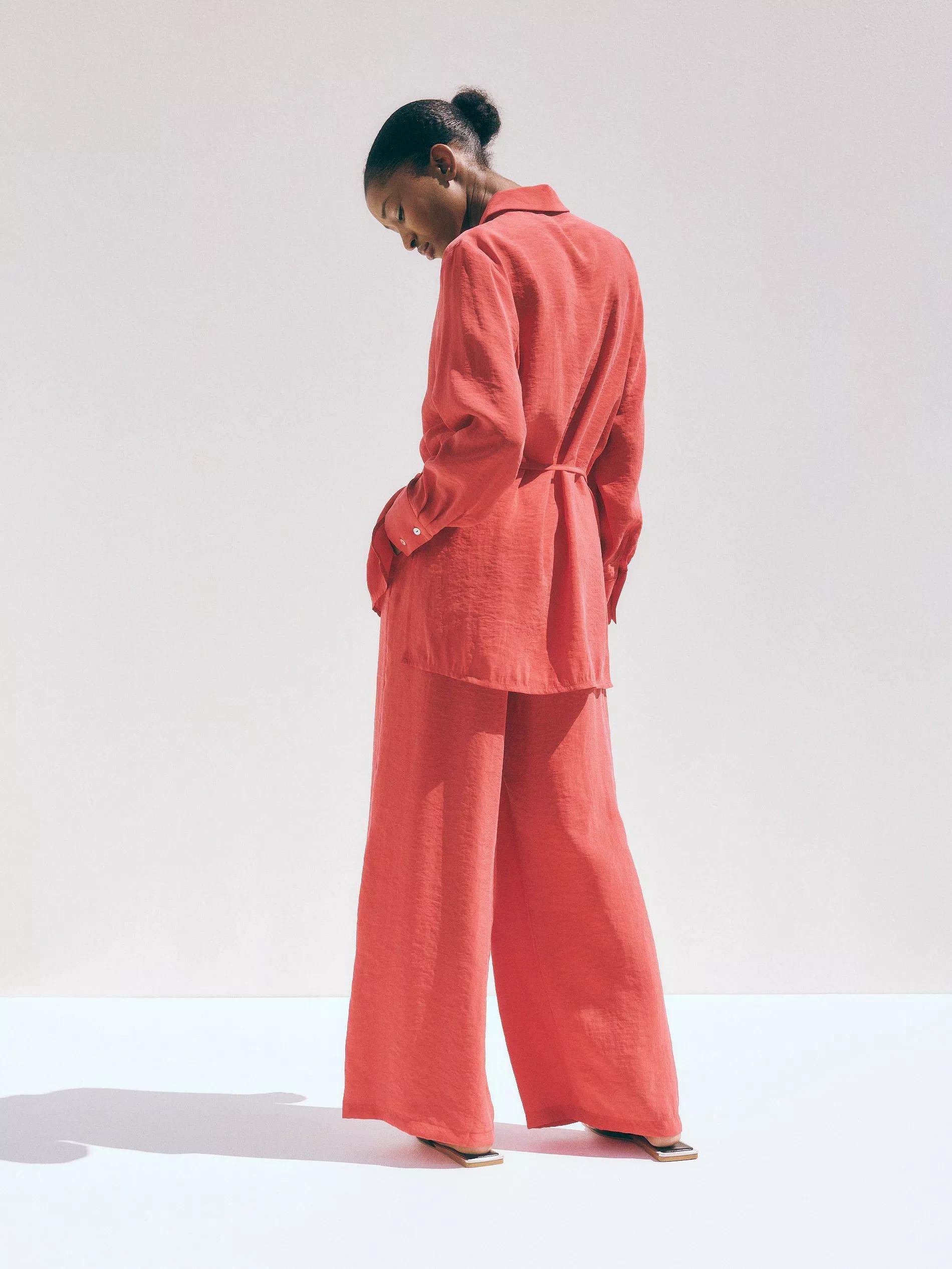 Red Trousers, , large image number 4