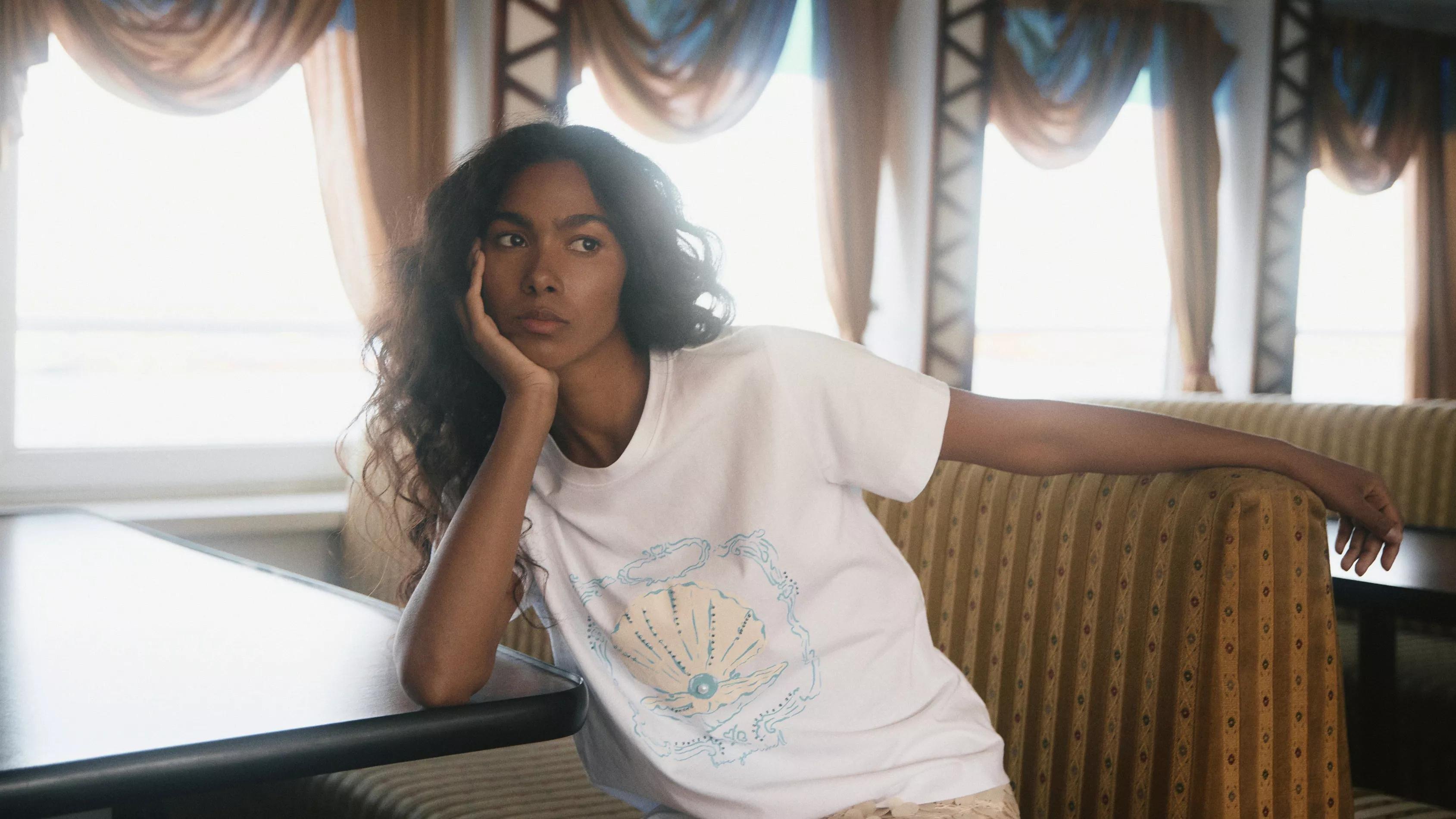 White T-Shirt With Decorative Print, , large image number 4