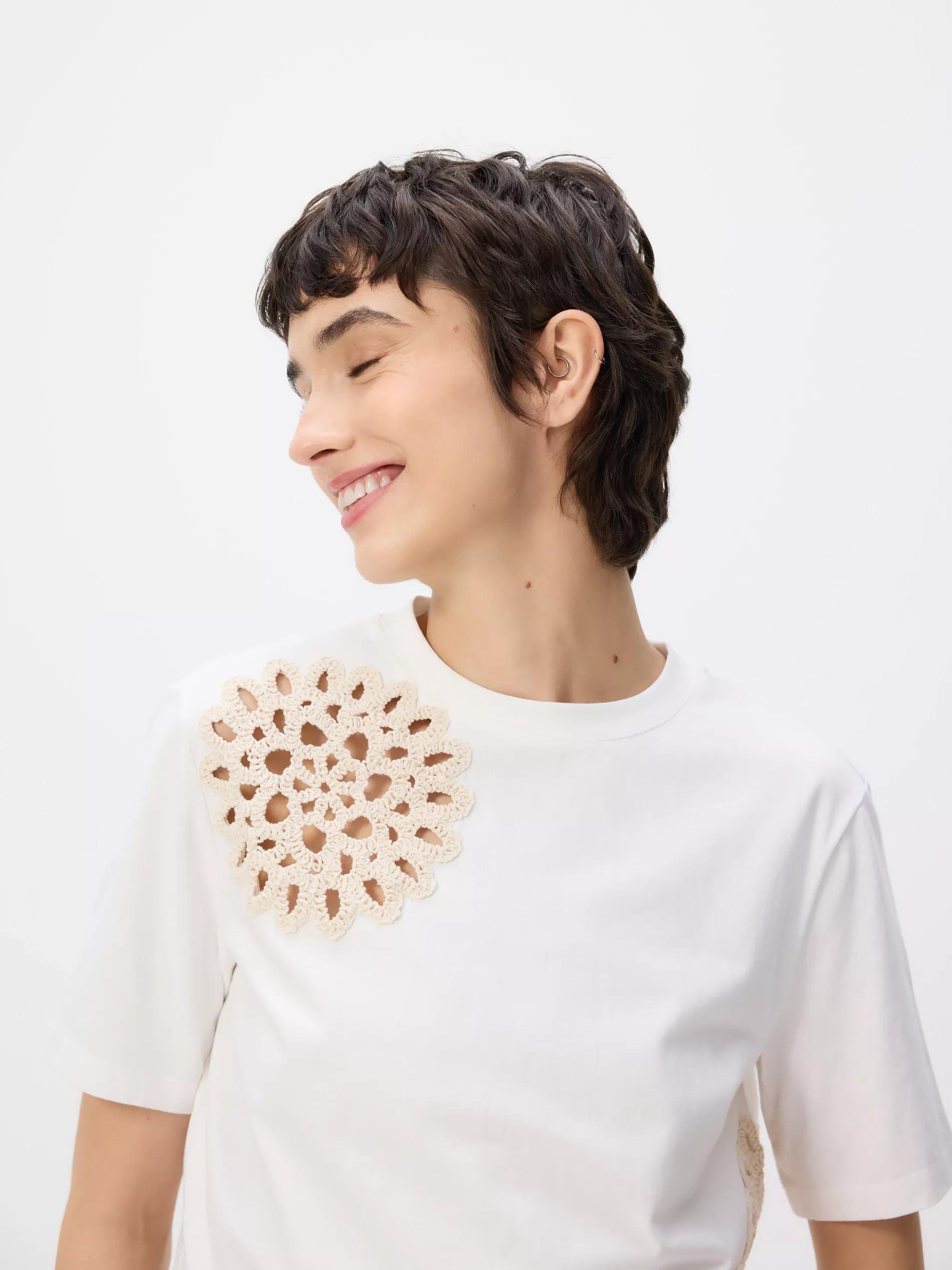 Cream T-Shirt With Crochet Application, , large image number 2