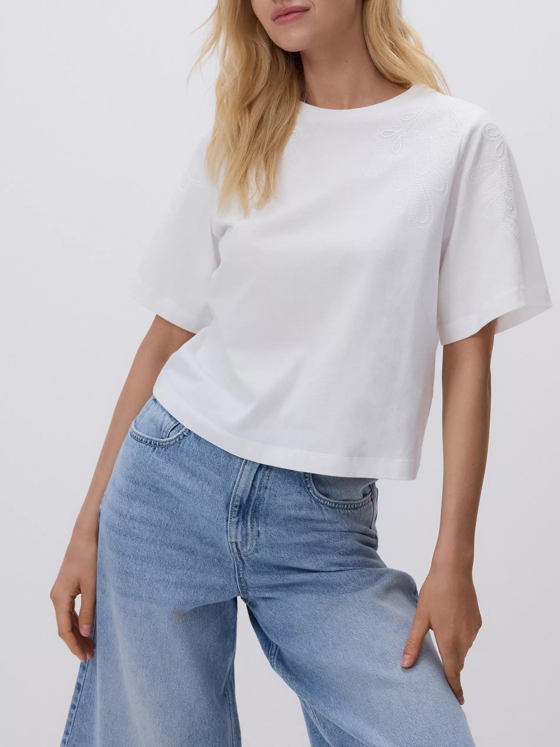 CREAM T-shirt with embroidery detailing, , large image number 0