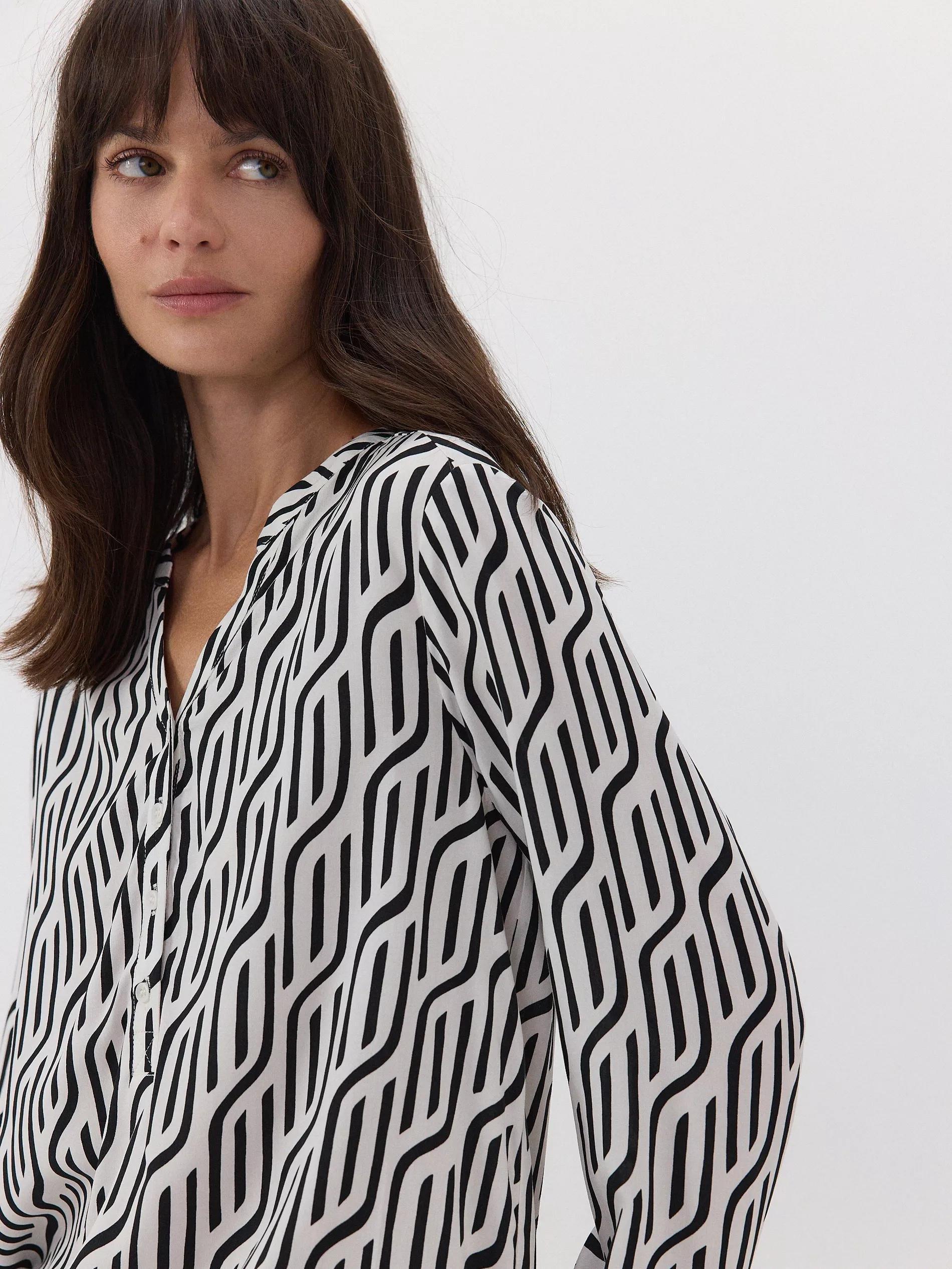 Black Viscose Blouse, , large image number 3