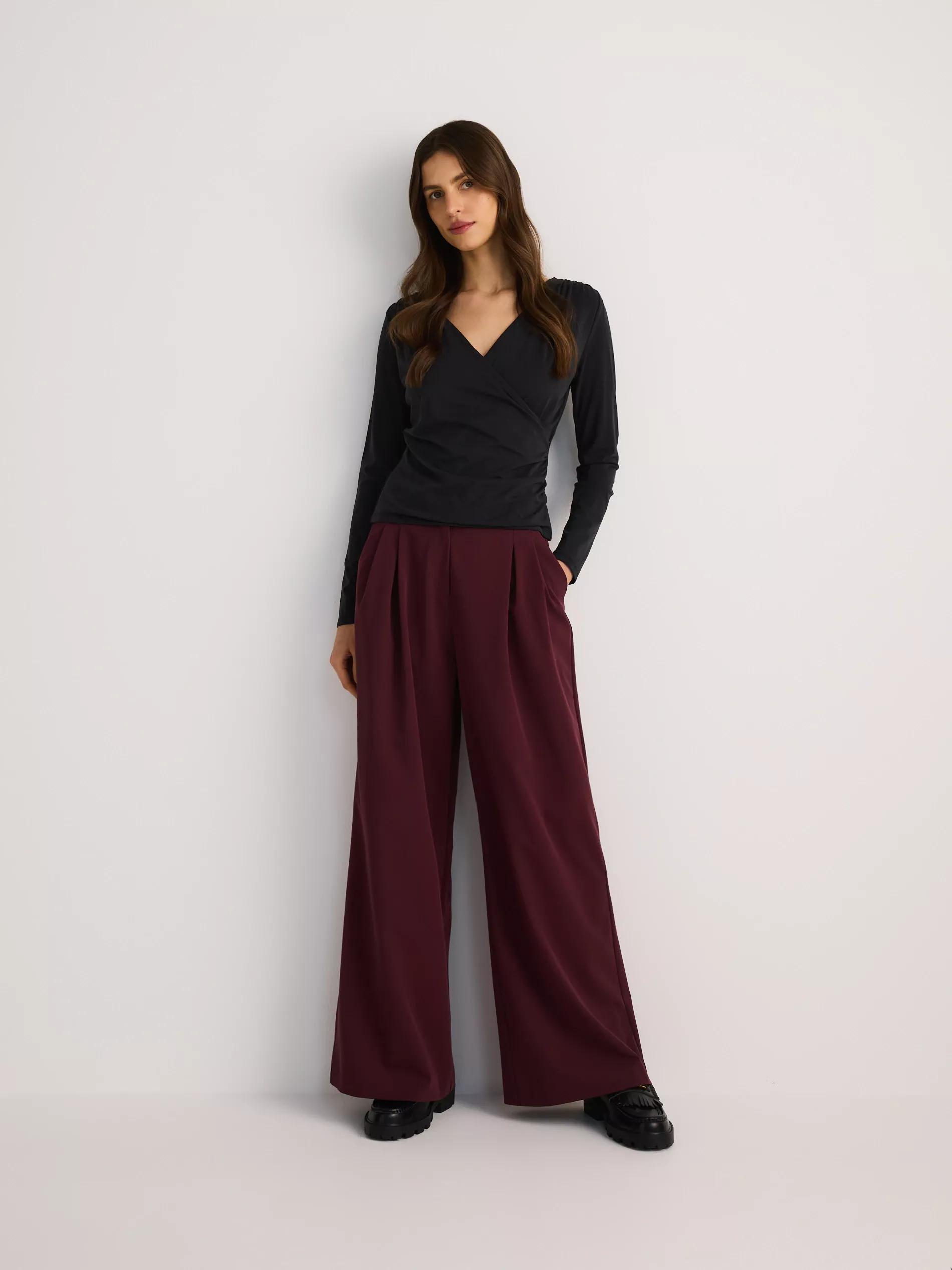 Maroon Wide-Leg Pleated Trousers, , large image number 1
