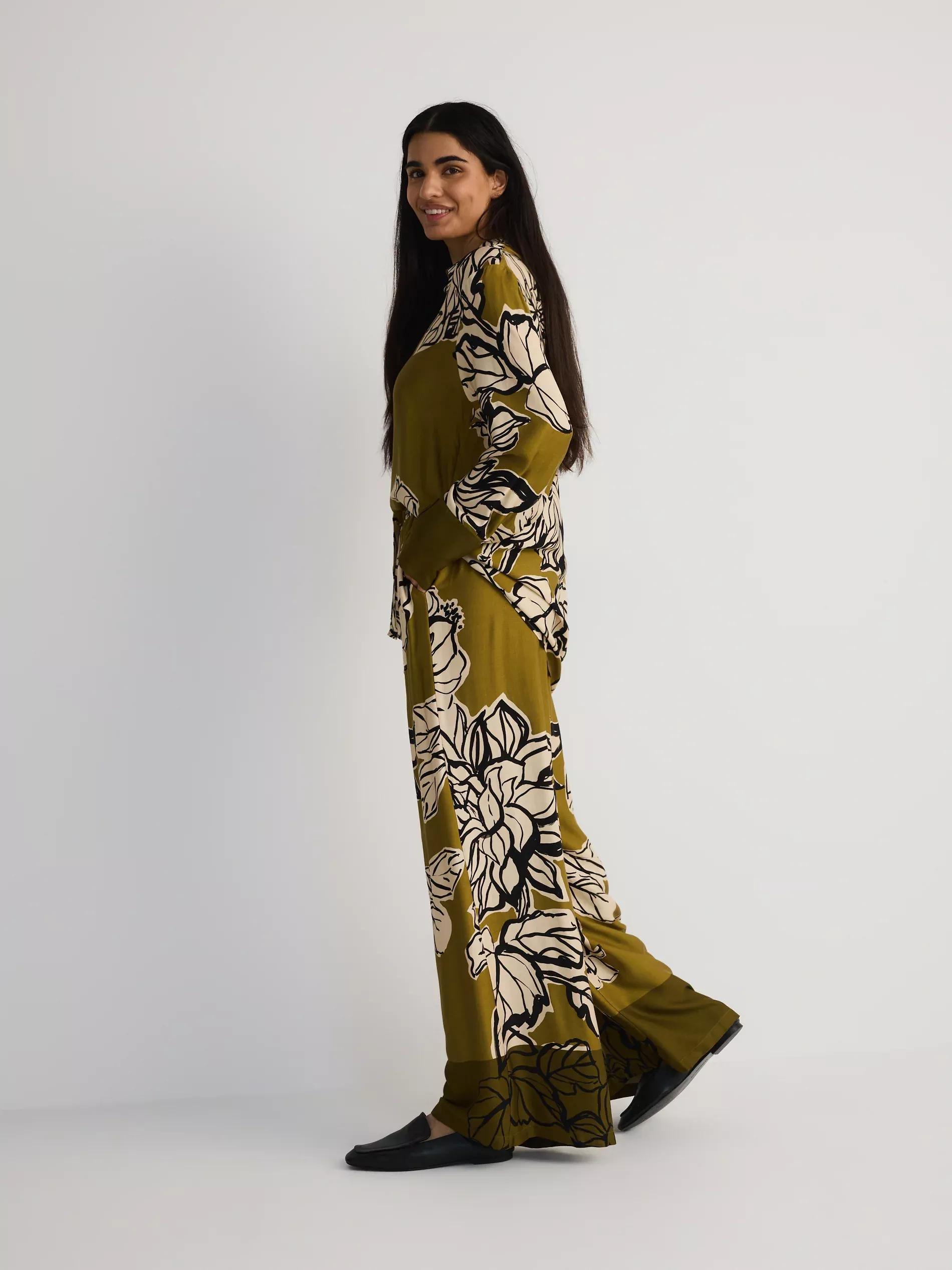 Multicolour Patterned Viscose Trousers, , large image number 2