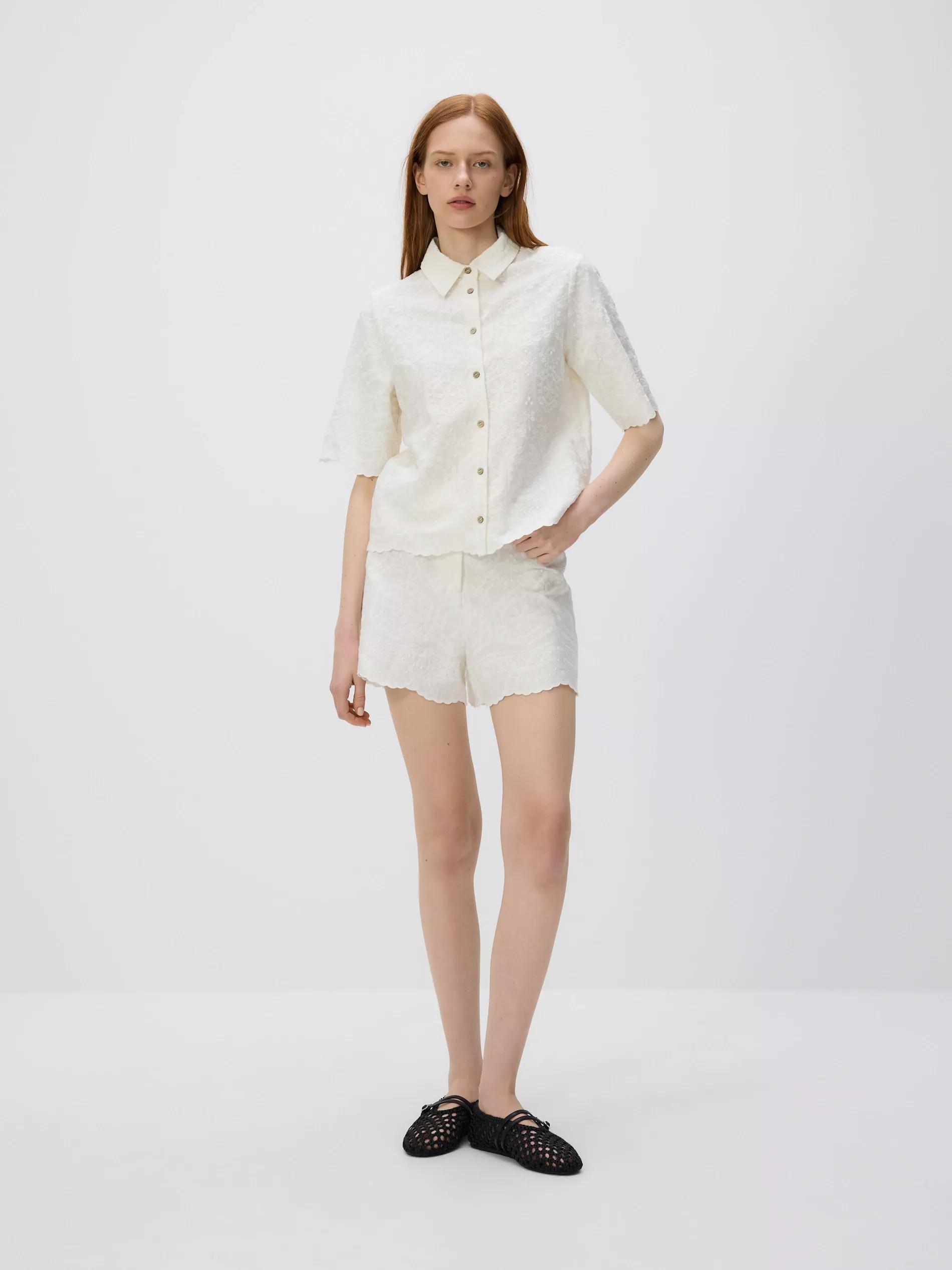Cream Shorts With Embroidery, , large image number 0