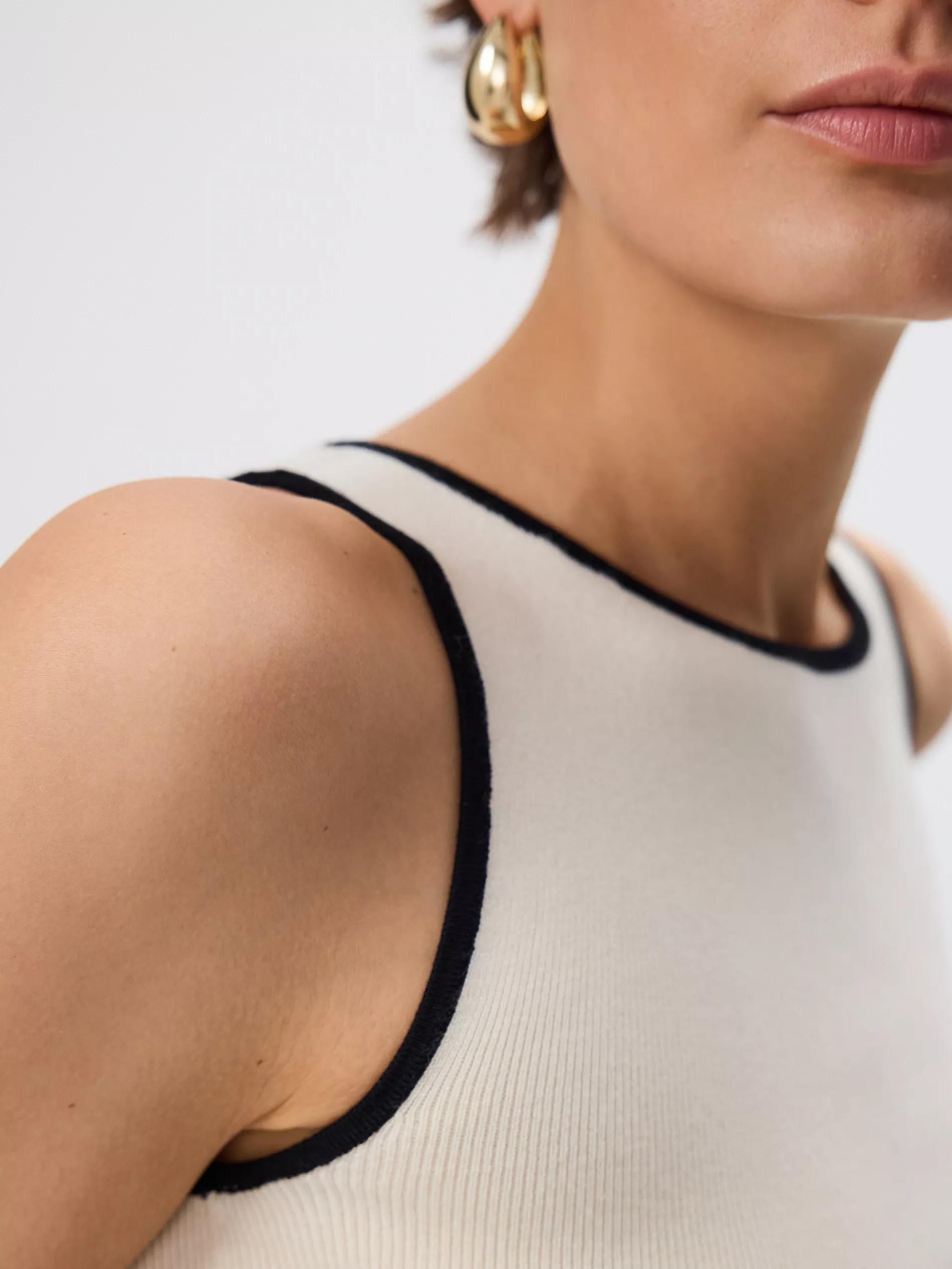 Viscose rich top, Ivory, medium