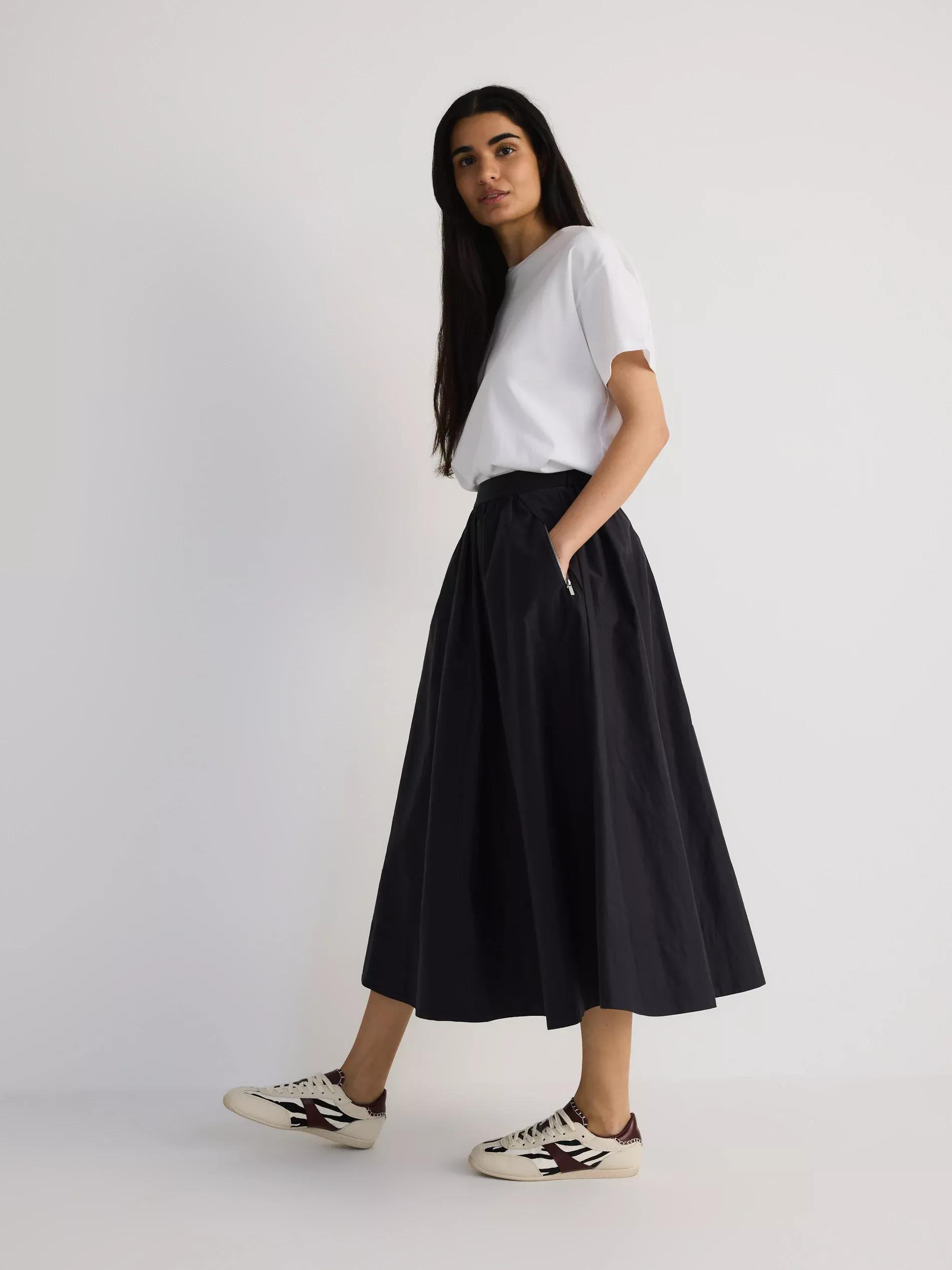 Black Flared Skirt With Pockets, , large image number 1