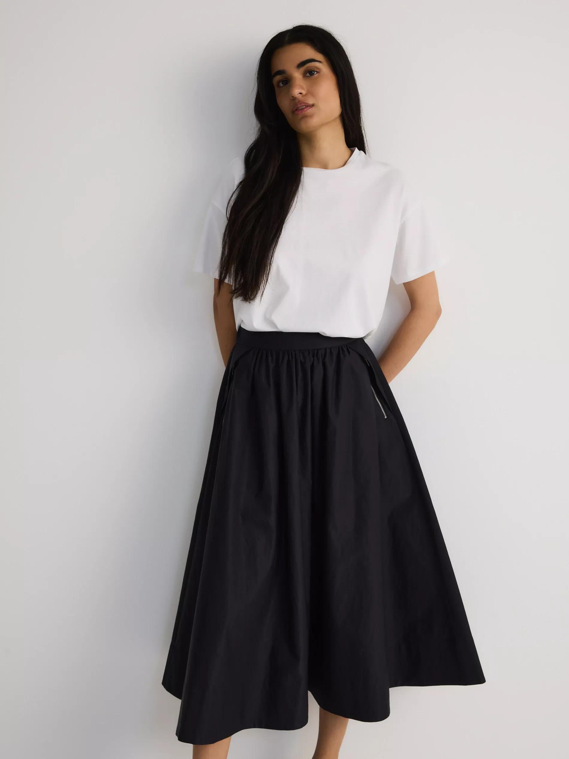 Black Flared Skirt With Pockets, , large image number 2
