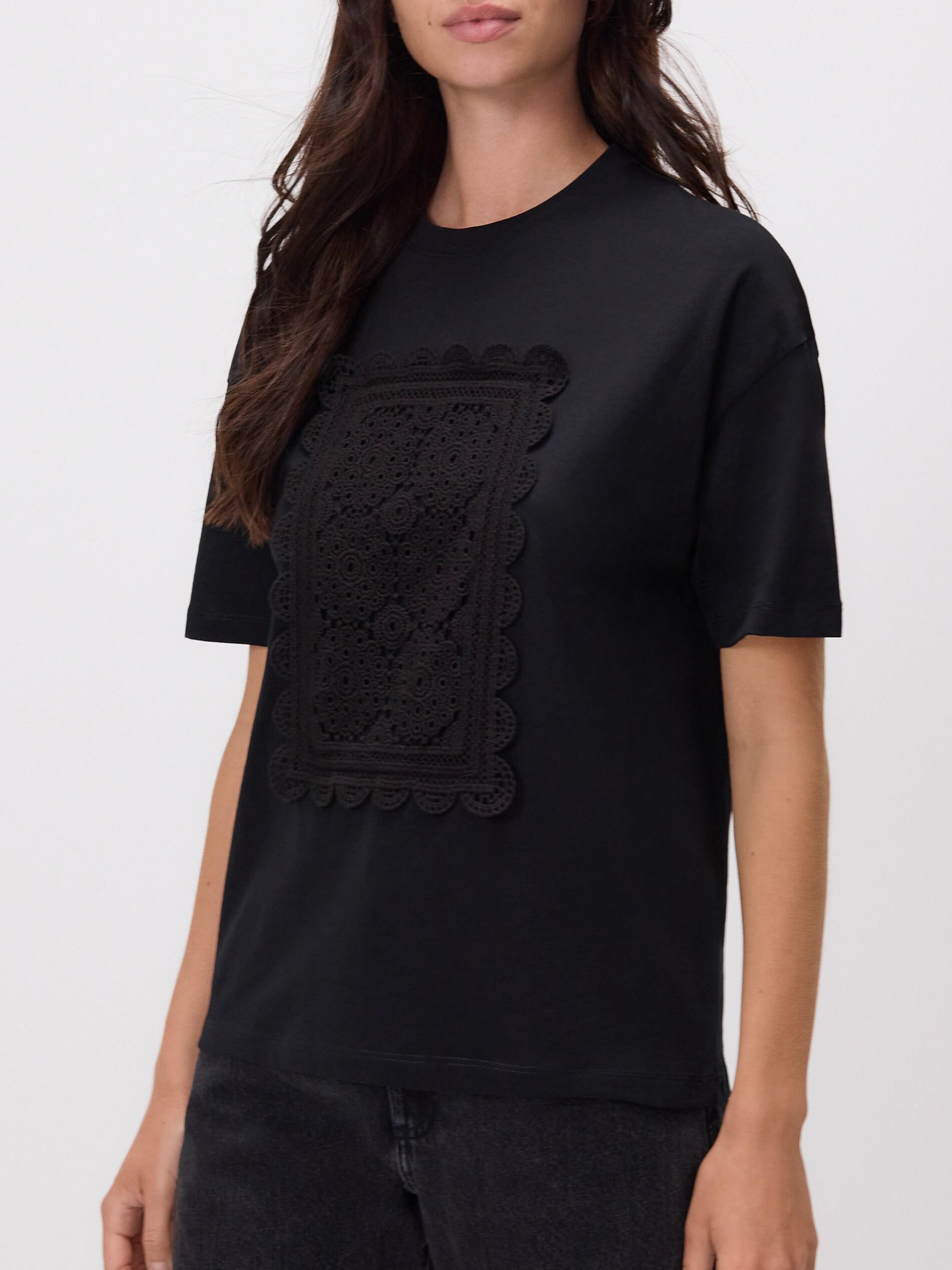 BLACK T-shirt with embroidered appliquأ©, Black, medium