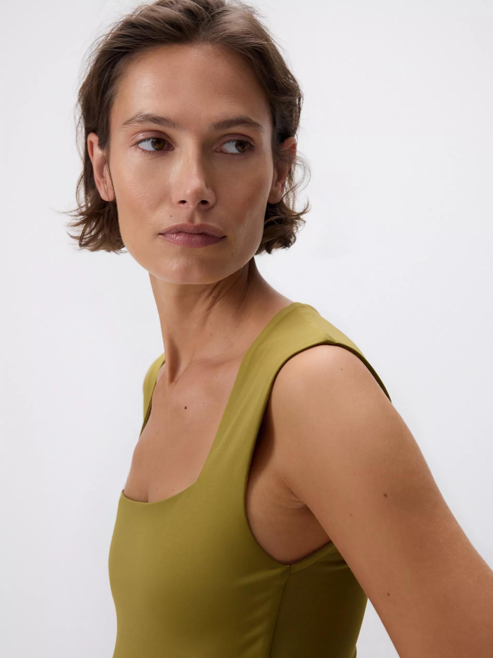 Green Body With Square Neckline, , large image number 3
