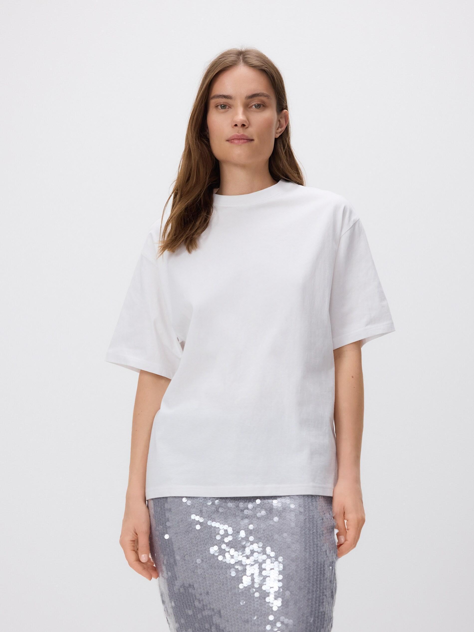 White Oversized T-Shirt With A High Cotton Content, White, medium