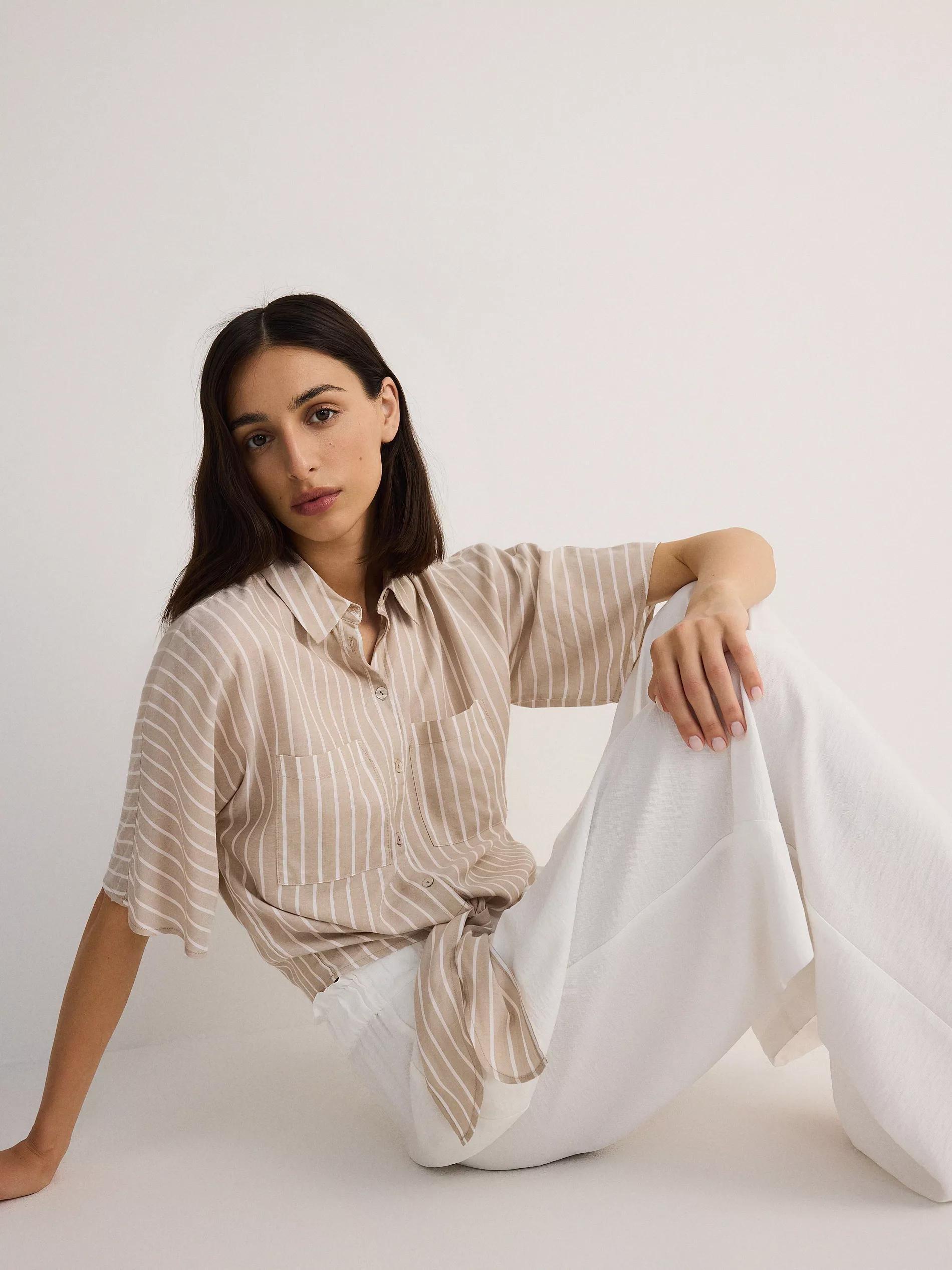 Beige Cropped Shirt With Tie Detail, , large image number 5